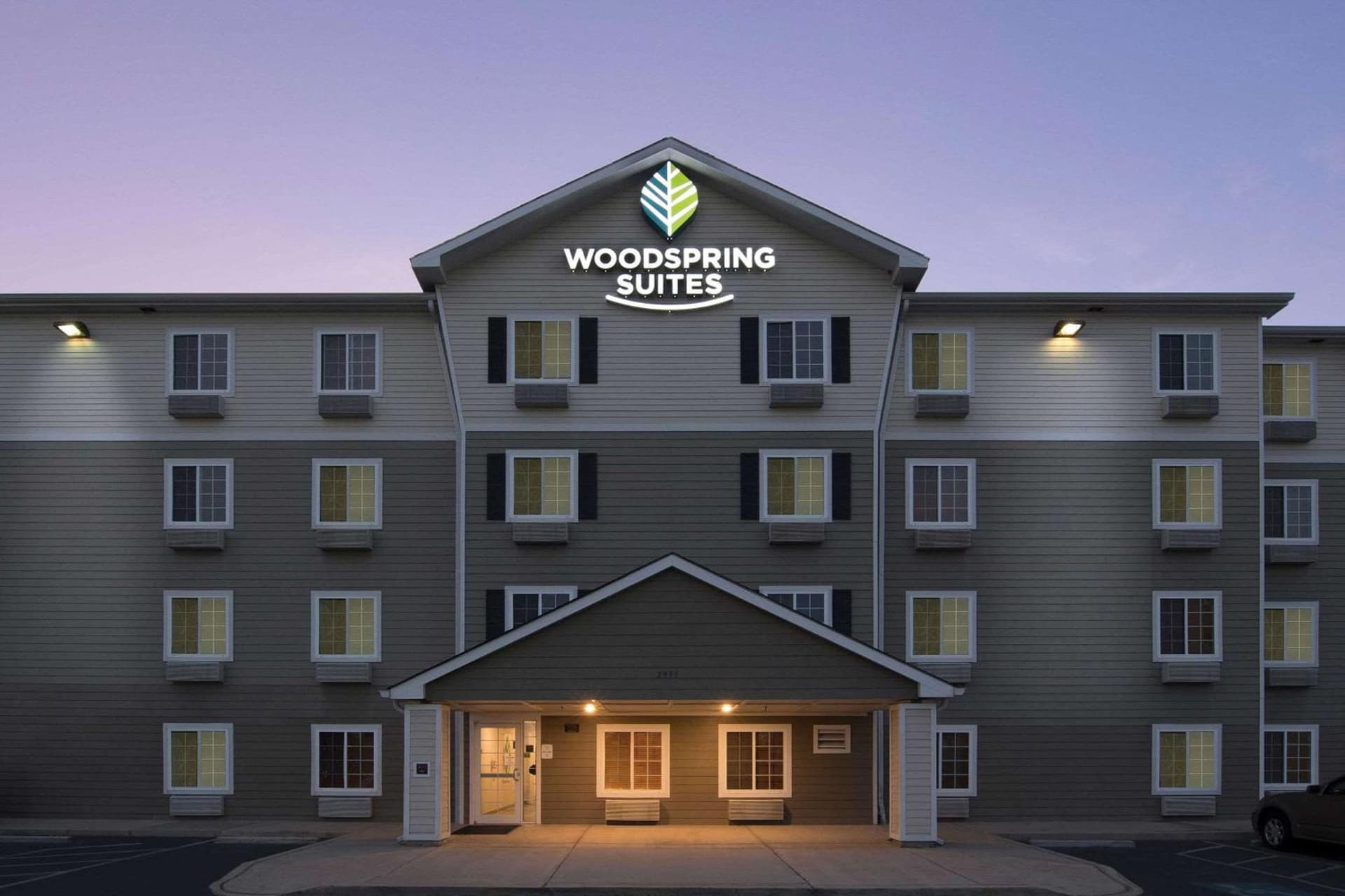WoodSpring Suites Augusta Riverwatch property views in Augusta, GA — gallery photo 3