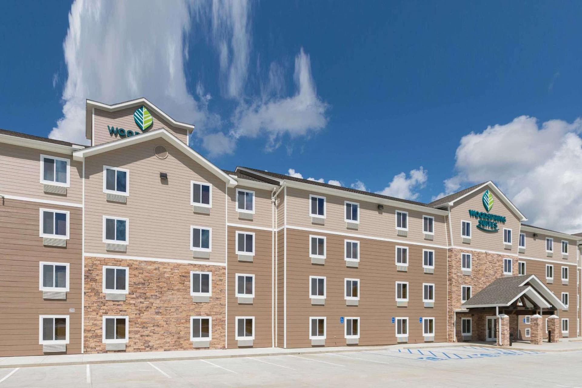 WoodSpring Suites Lafayette interior in Lafayette, LA — gallery photo 2