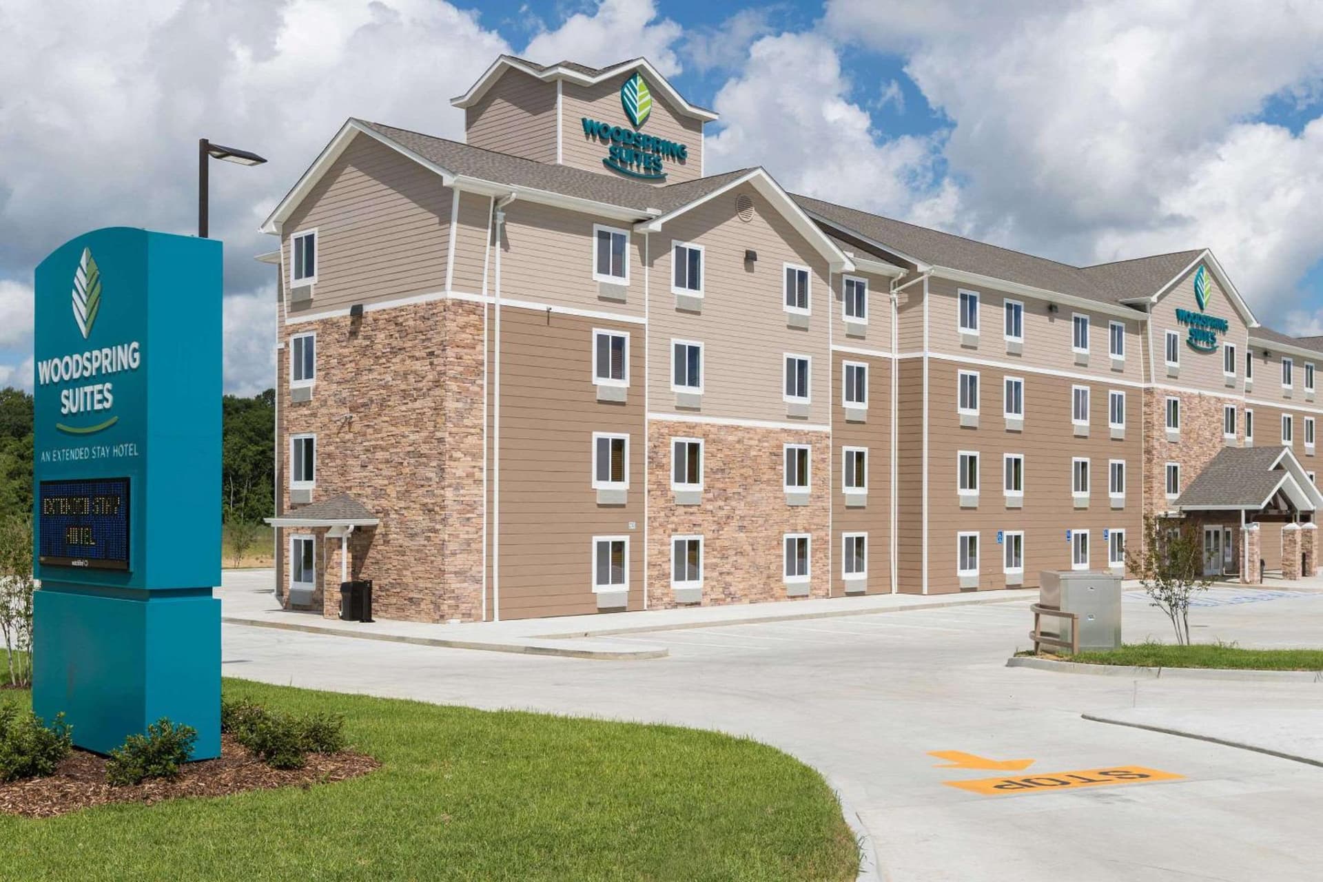 WoodSpring Suites Lafayette property views in Lafayette, LA — gallery photo 3
