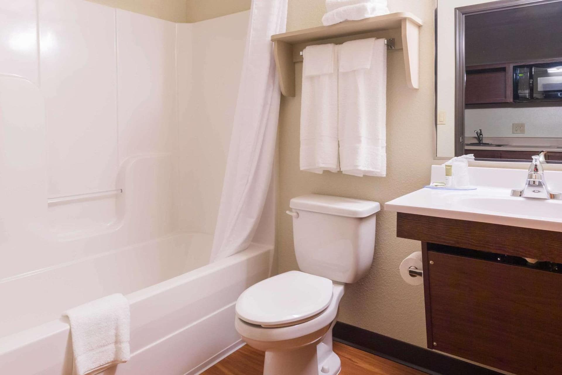 WoodSpring Suites Lafayette gallery photo in Lafayette, LA — image 21