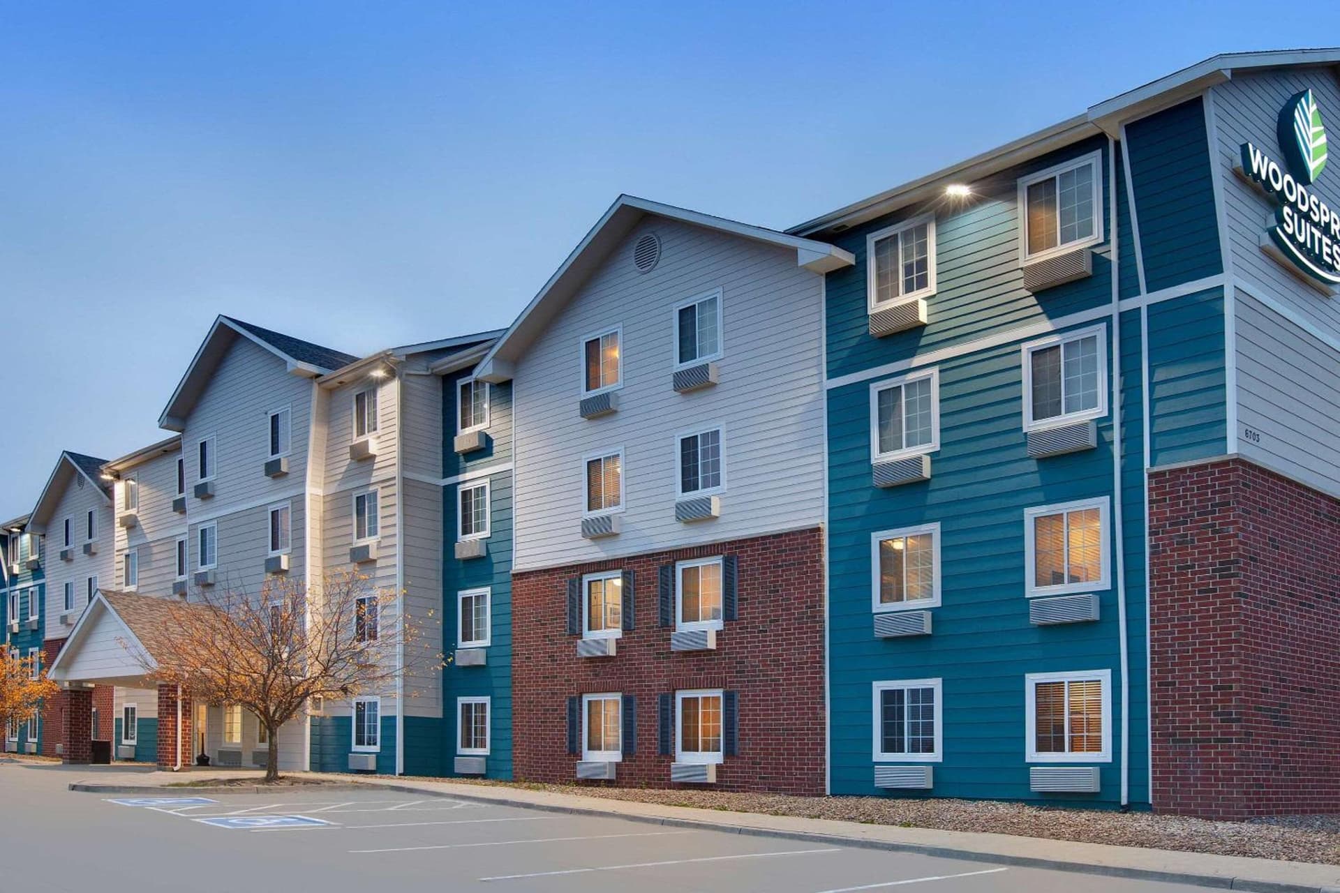 WoodSpring Suites Ankeny Des Moines property views in Ankeny, IA — gallery photo 3