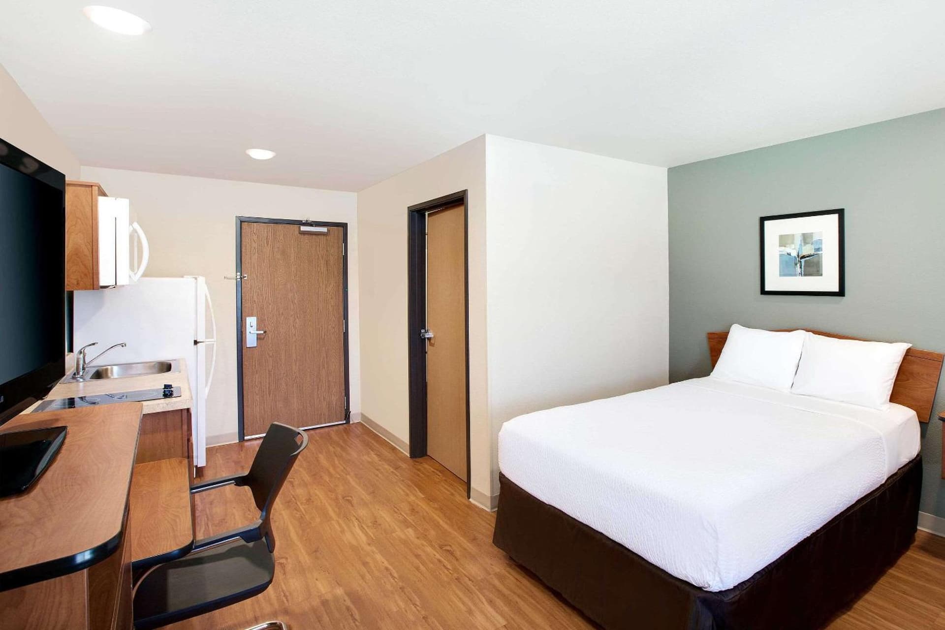 WoodSpring Suites Lake Charles gallery photo in Lake Charles, LA — image 24