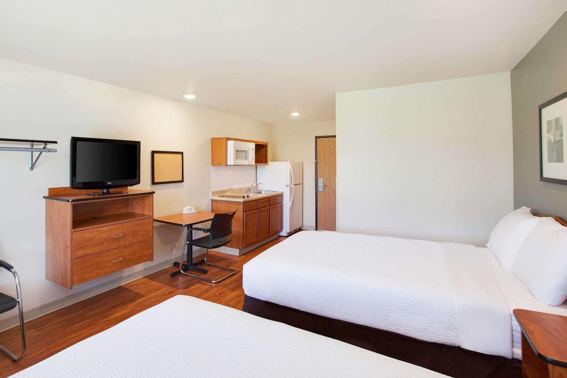 WoodSpring Suites Lake Charles gallery photo in Lake Charles, LA — image 13