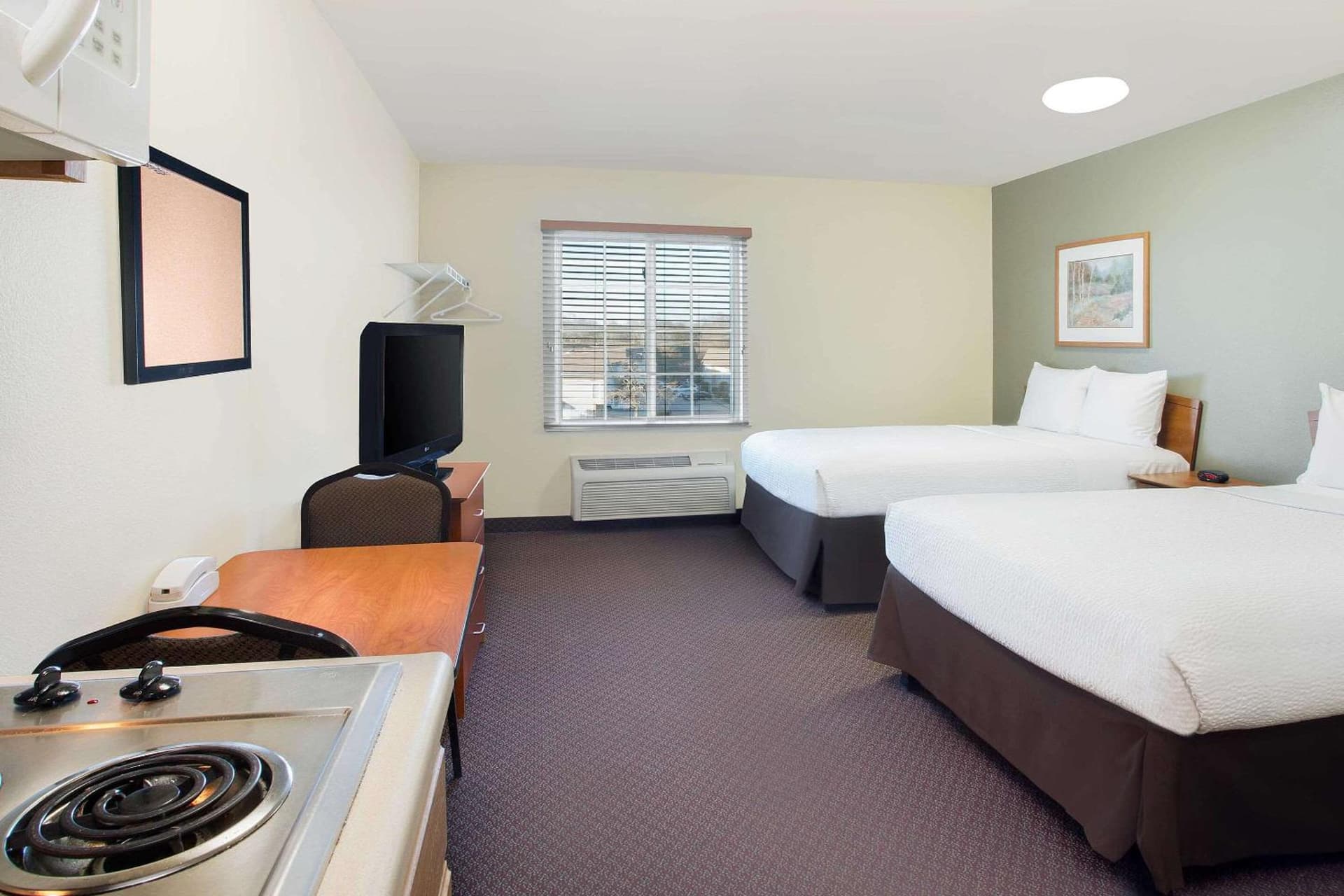WoodSpring Suites Baton Rouge East I-12 gallery photo in Baton Rouge, LA — image 10