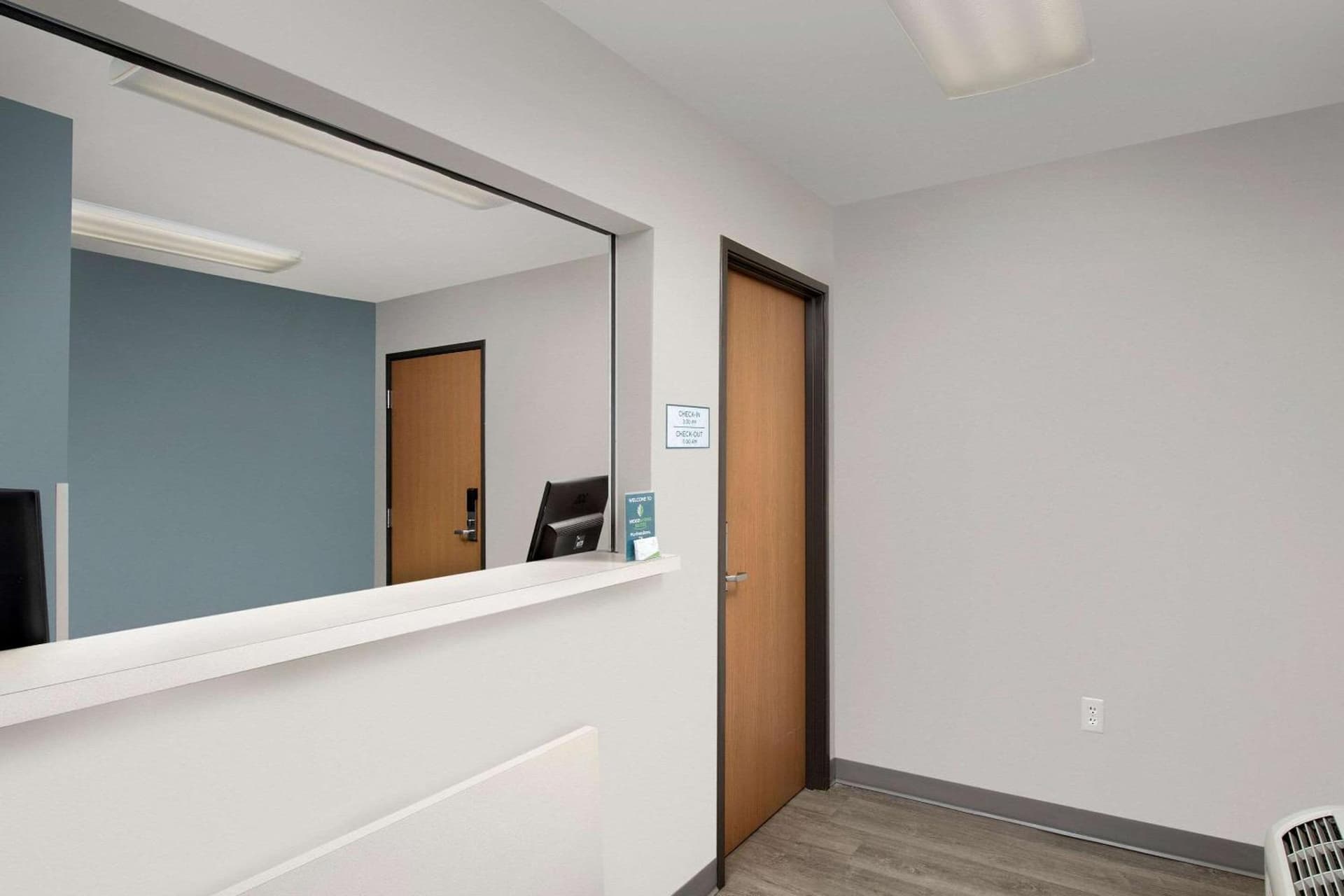 WoodSpring Suites Murfreesboro gallery photo in Murfreesboro, TN — image 17