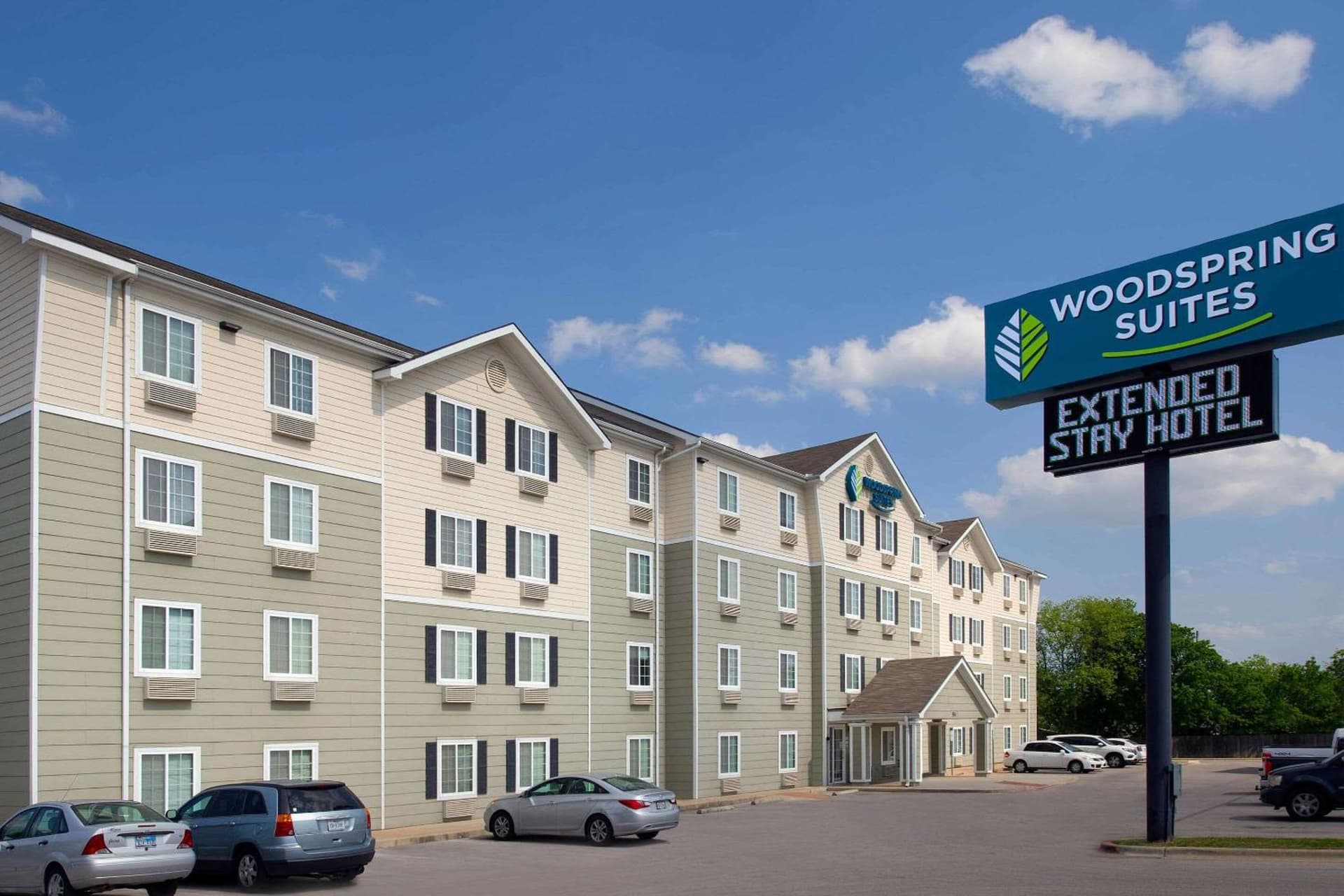 WoodSpring Suites Killeen property views in Killeen, TX — gallery photo 3