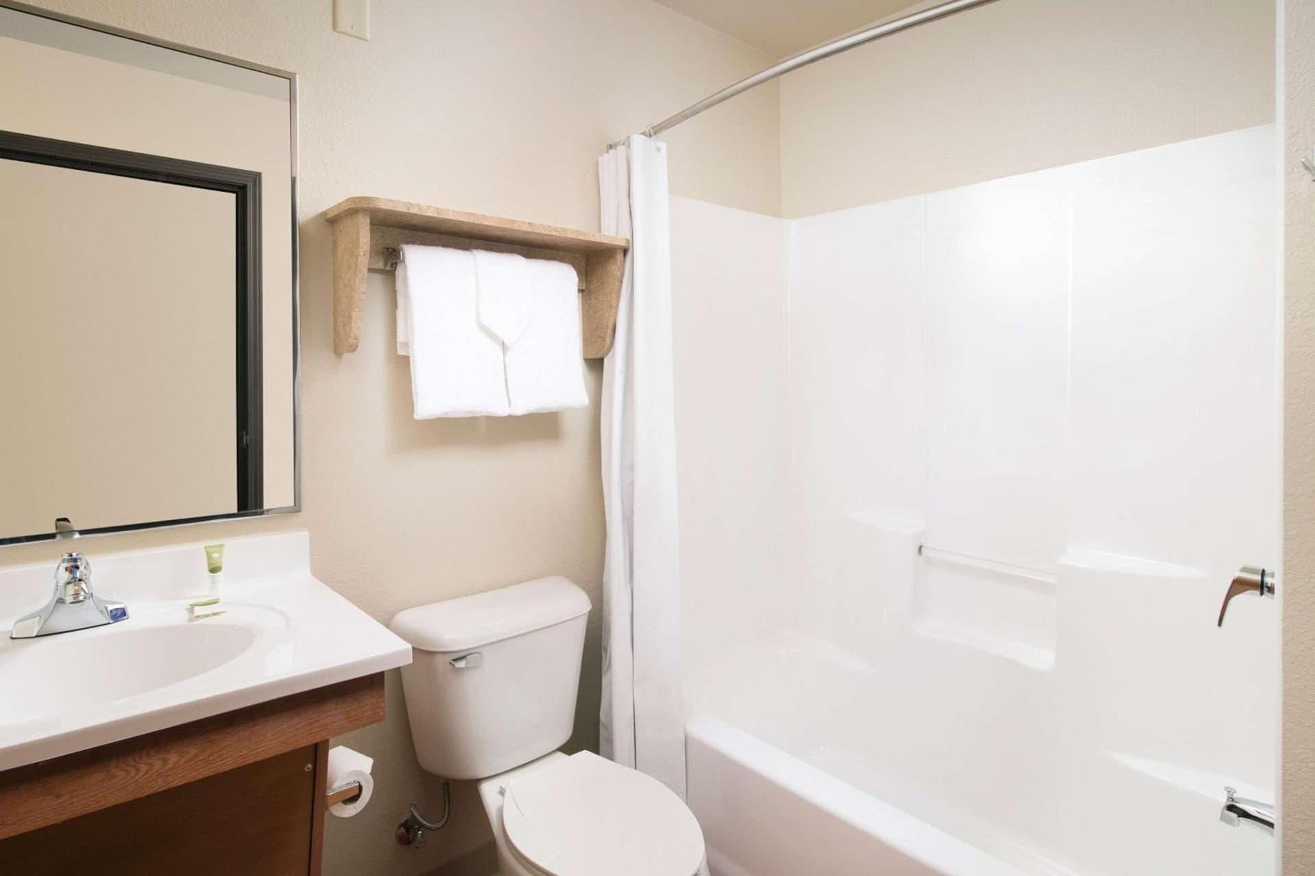 WoodSpring Suites Killeen gallery photo in Killeen, TX — image 8