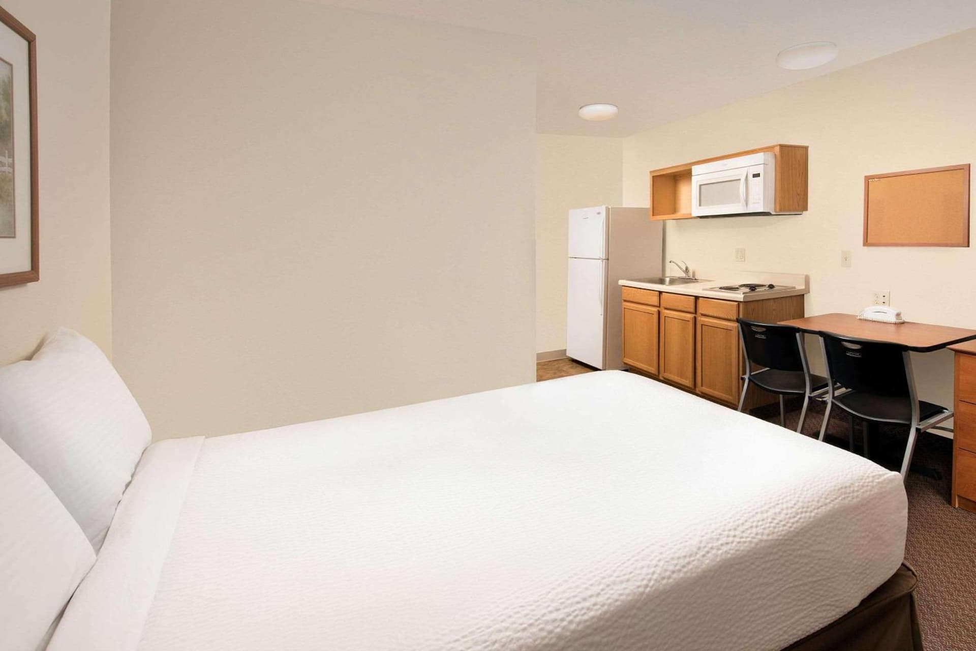 WoodSpring Suites Midland gallery photo in Midland, TX — image 6