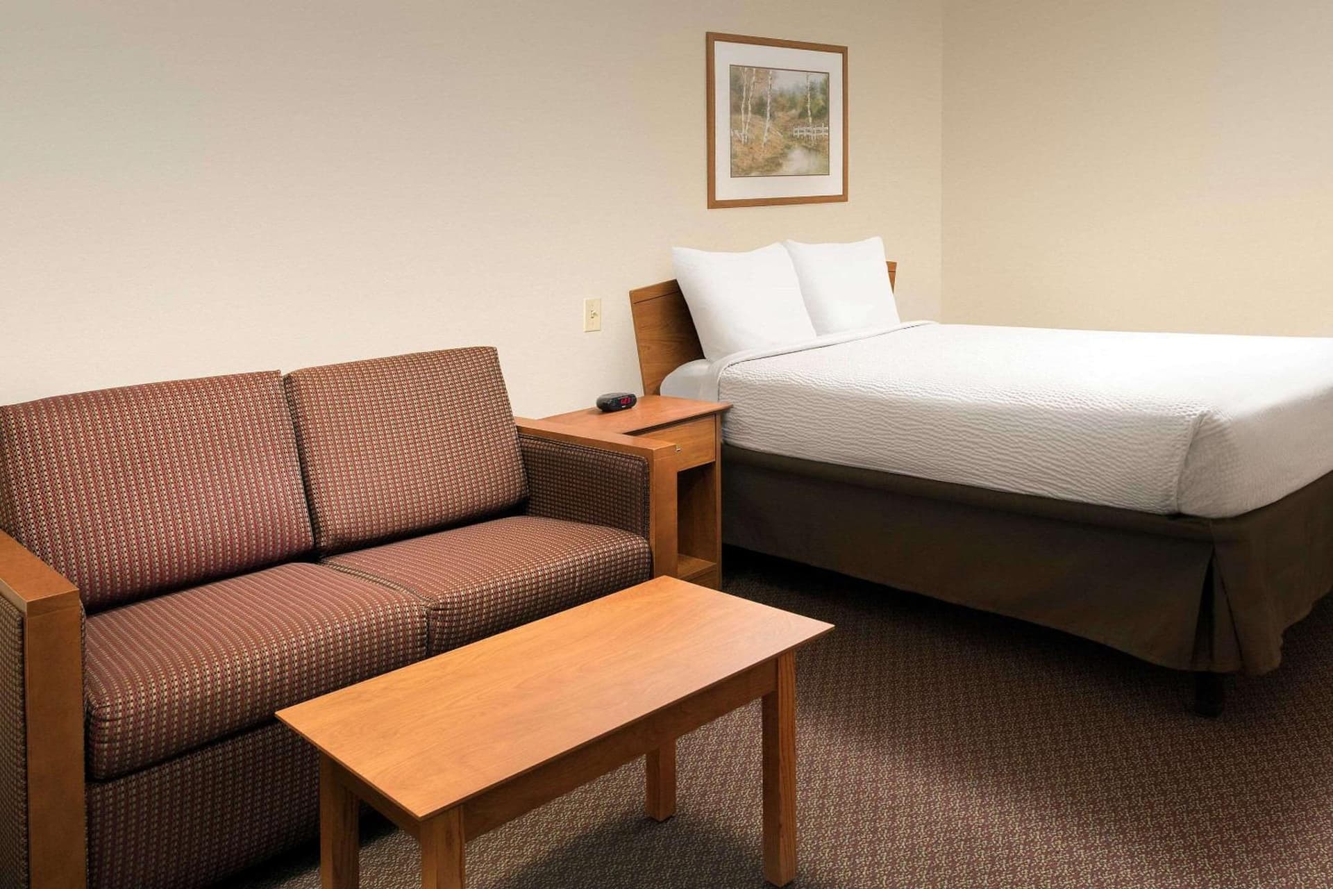 WoodSpring Suites Midland gallery photo in Midland, TX — image 18