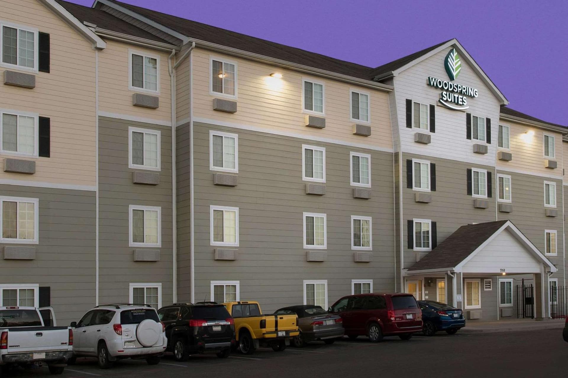 WoodSpring Suites San Antonio South interior in San Antonio, TX — gallery photo 2