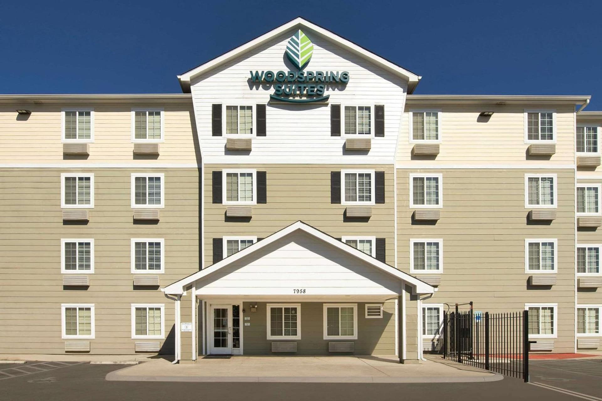 WoodSpring Suites San Antonio South property views in San Antonio, TX — gallery photo 3