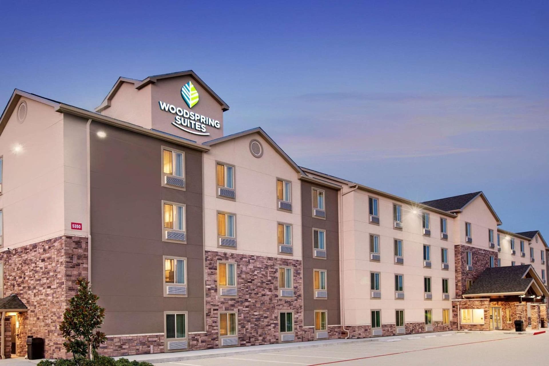 WoodSpring Suites Houston Northwest property views in Houston, TX — gallery photo 3