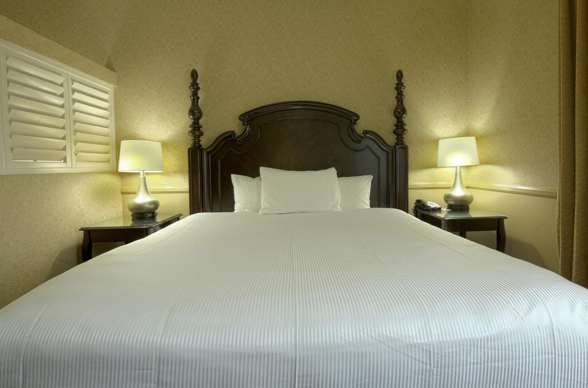 Azure Hotel&Suites Ontario Trademark Collection by Wyndham gallery photo in Ontario, CA — image 41