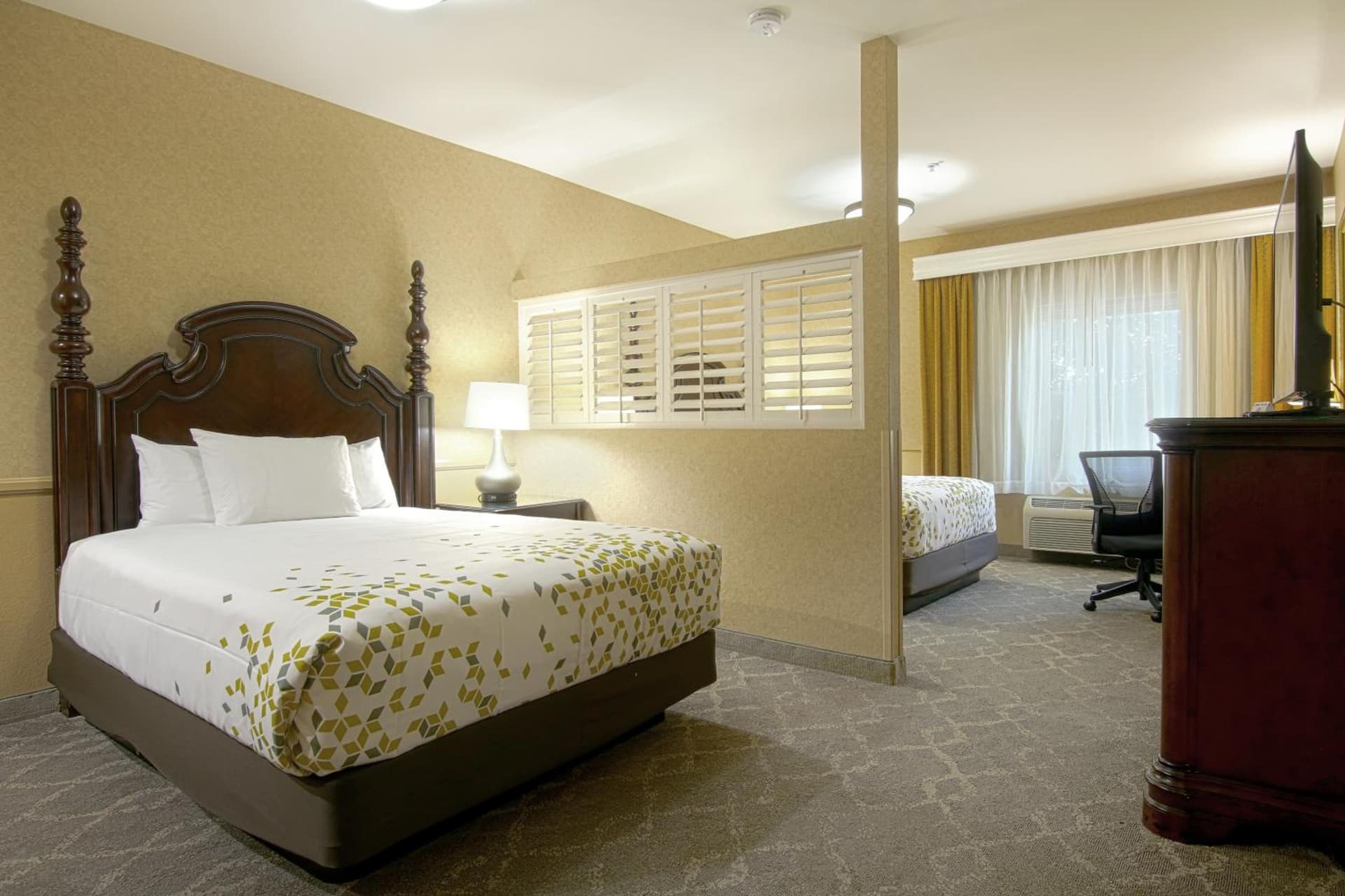 Azure Hotel&Suites Ontario Trademark Collection by Wyndham property views in Ontario, CA — gallery photo 3