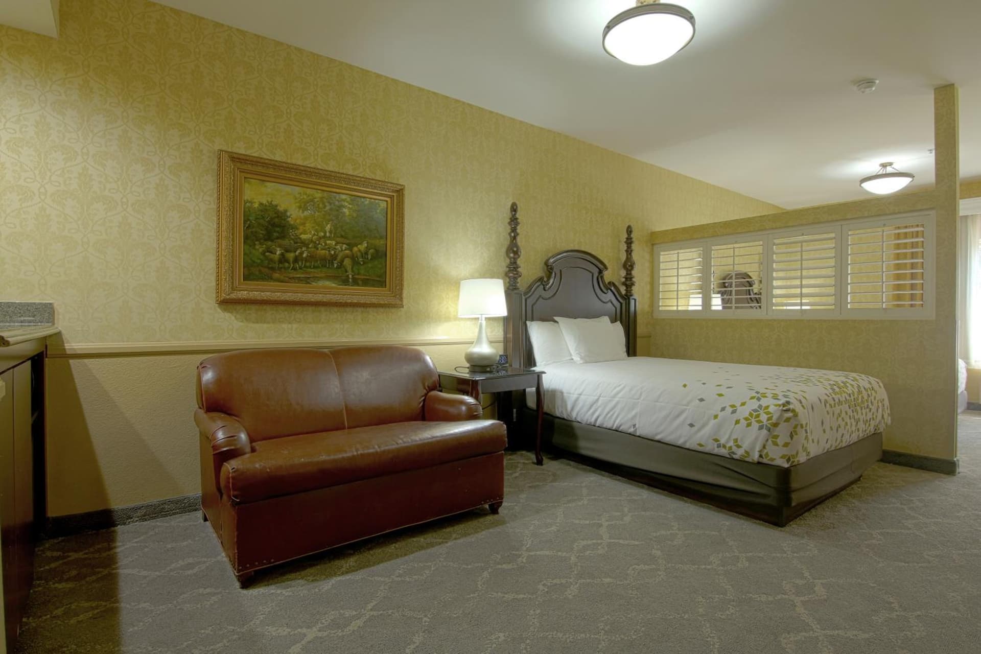 Azure Hotel&Suites Ontario Trademark Collection by Wyndham gallery photo in Ontario, CA — image 11