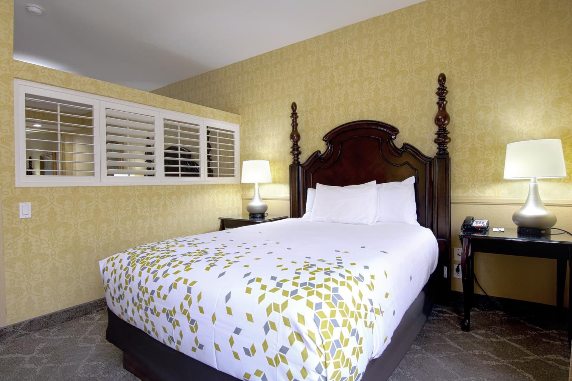 Azure Hotel&Suites Ontario Trademark Collection by Wyndham gallery photo in Ontario, CA — image 16
