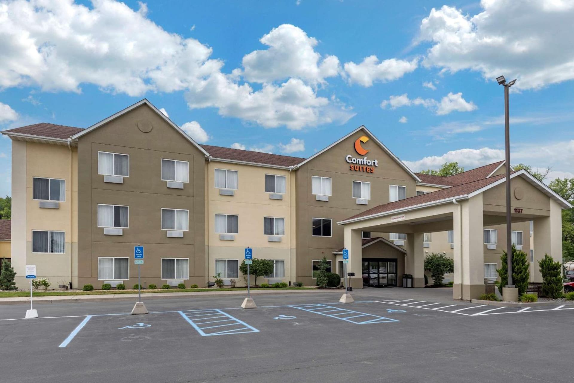 Comfort Suites Auburn near I-69 featured exterior or lobby in Auburn, IN — similar hotel