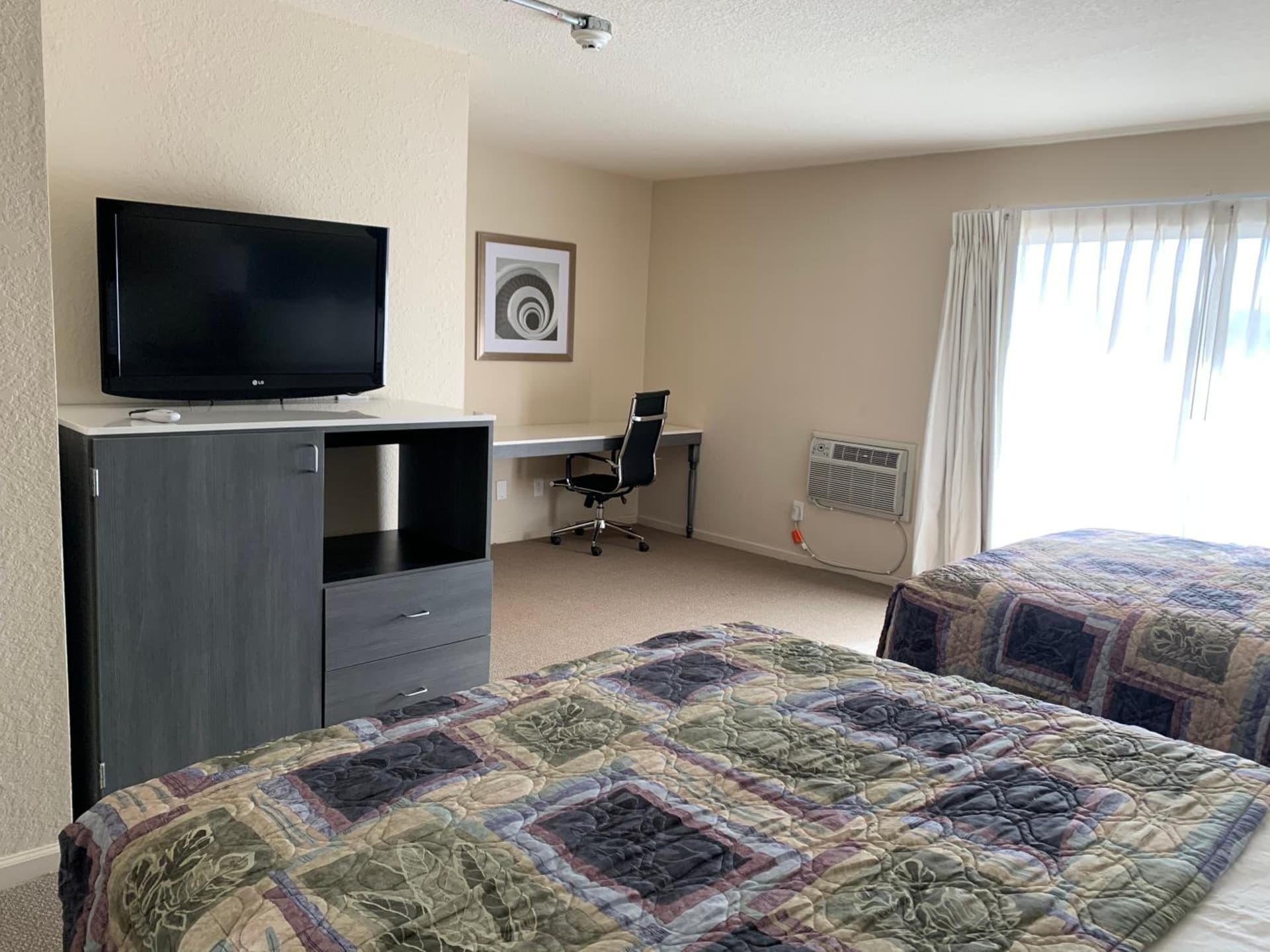 Apple Valley Hotel & Lodge interior in Apple Valley, CA — gallery photo 2