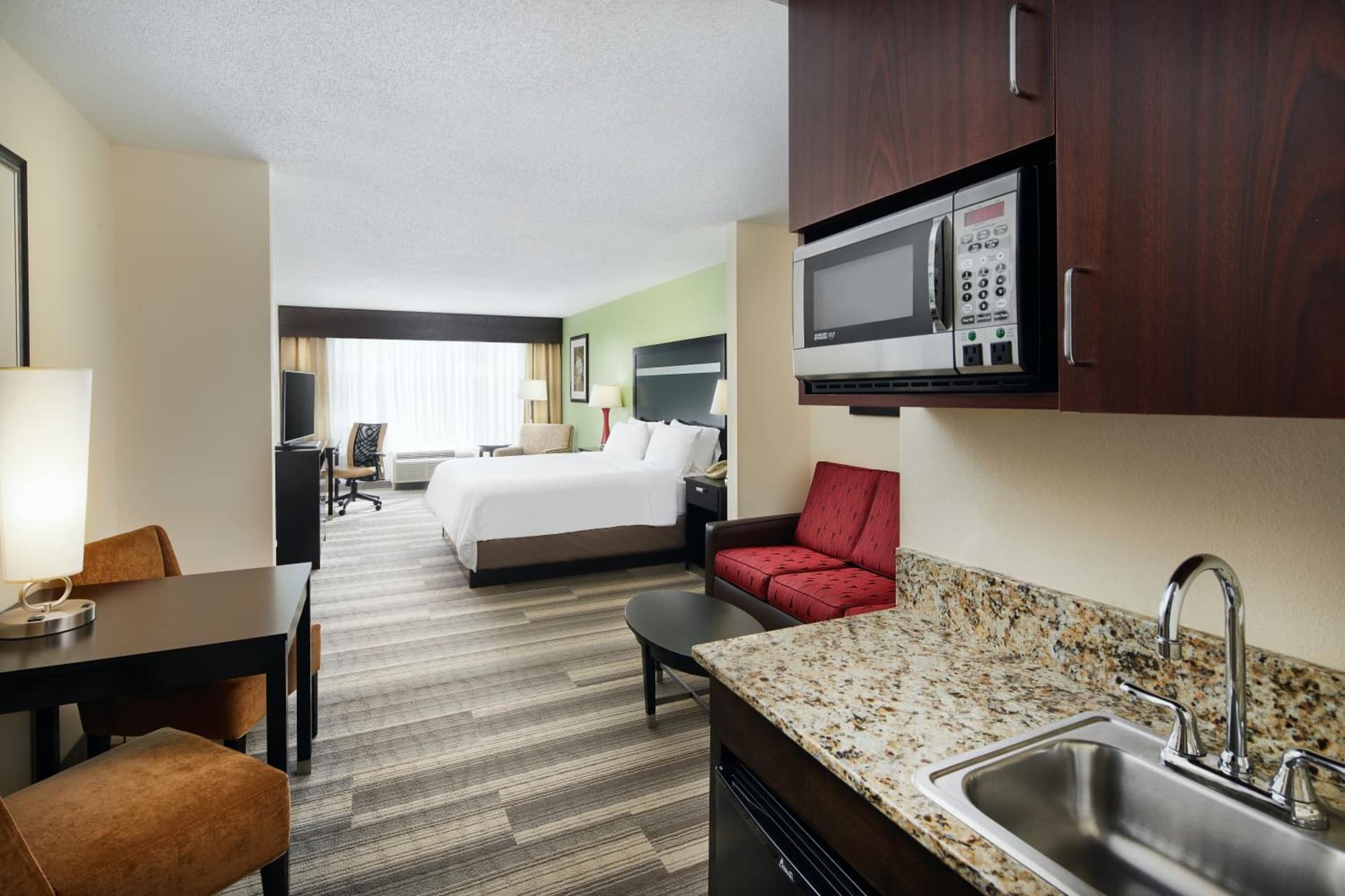 Holiday Inn Express & Suites I-26 & Us 29 At Westgate Mall by IHG gallery photo in Spartanburg, SC — image 42