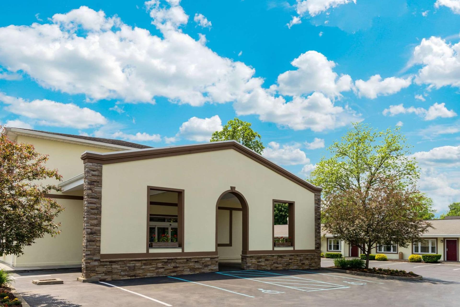 Rodeway Inn Poughkeepsie gallery photo in Poughkeepsie, NY — image 4