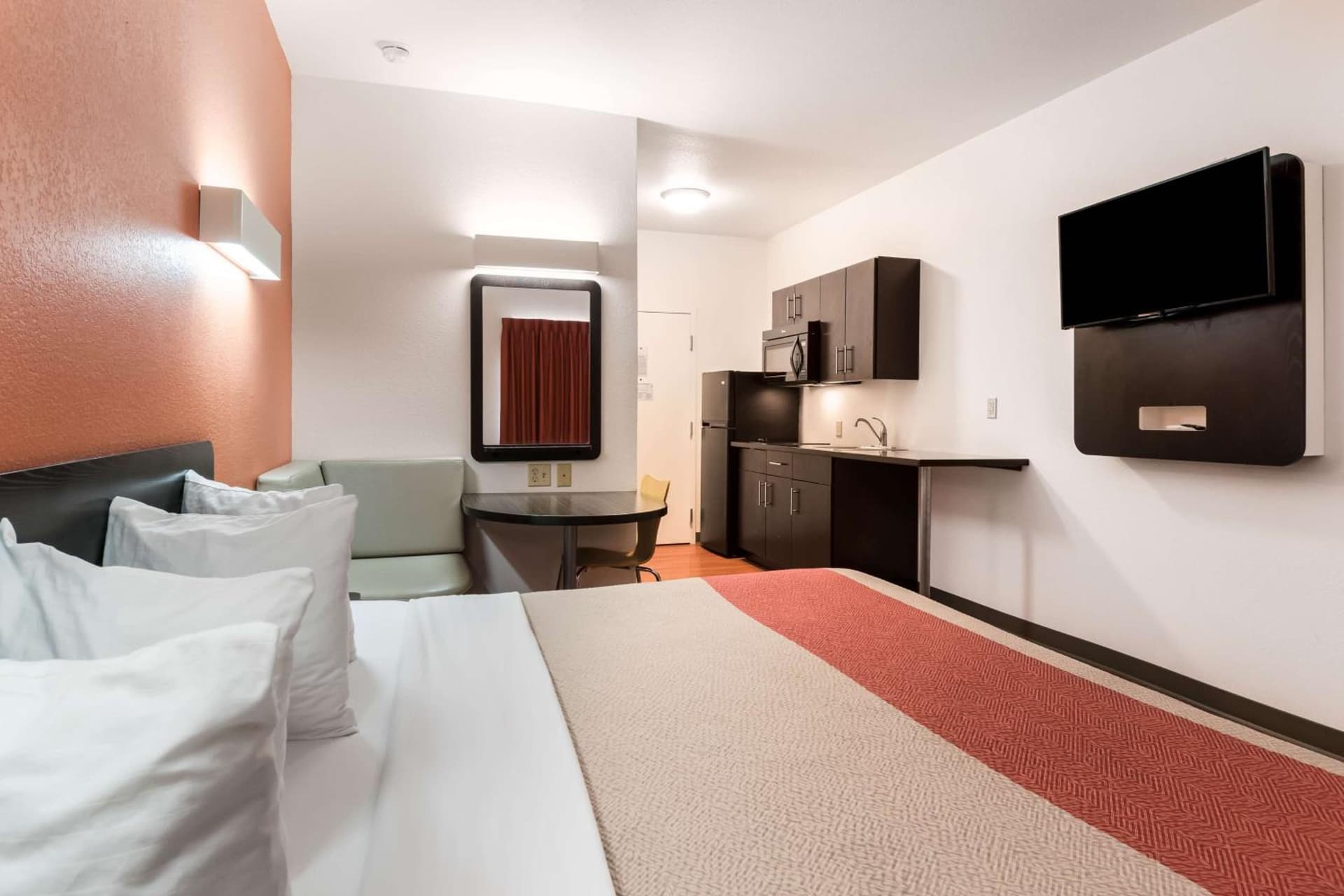 Motel 6 Wilkes Barre Arena gallery photo in Wilkes-Barre, PA — image 16