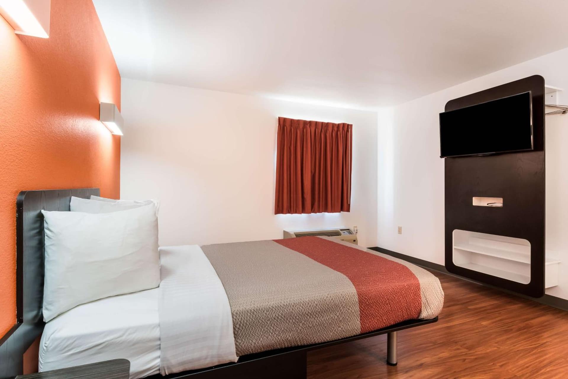 Motel 6 Wilkes Barre Arena gallery photo in Wilkes-Barre, PA — image 42
