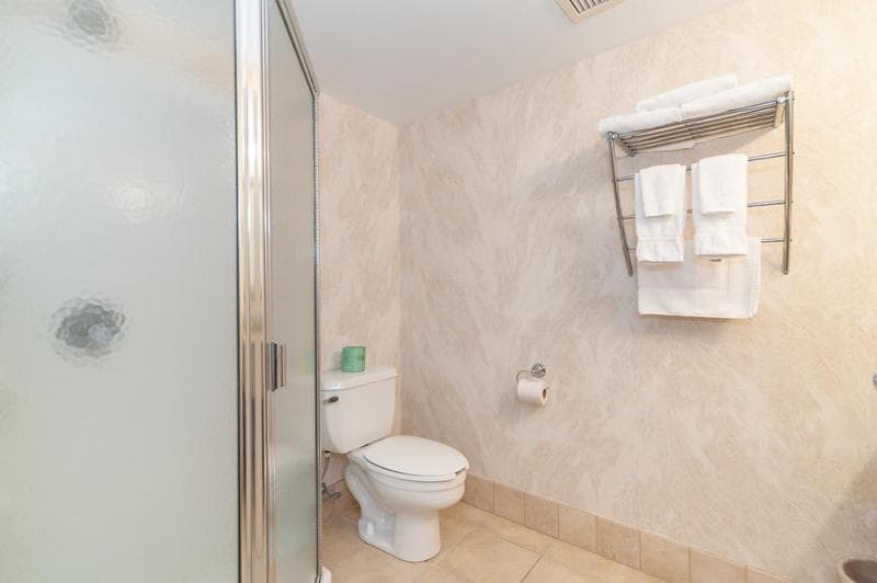 Bellissimo Hotel, Trademark by Wyndham Near Foxwoods Casino gallery photo in North Stonington — image 33