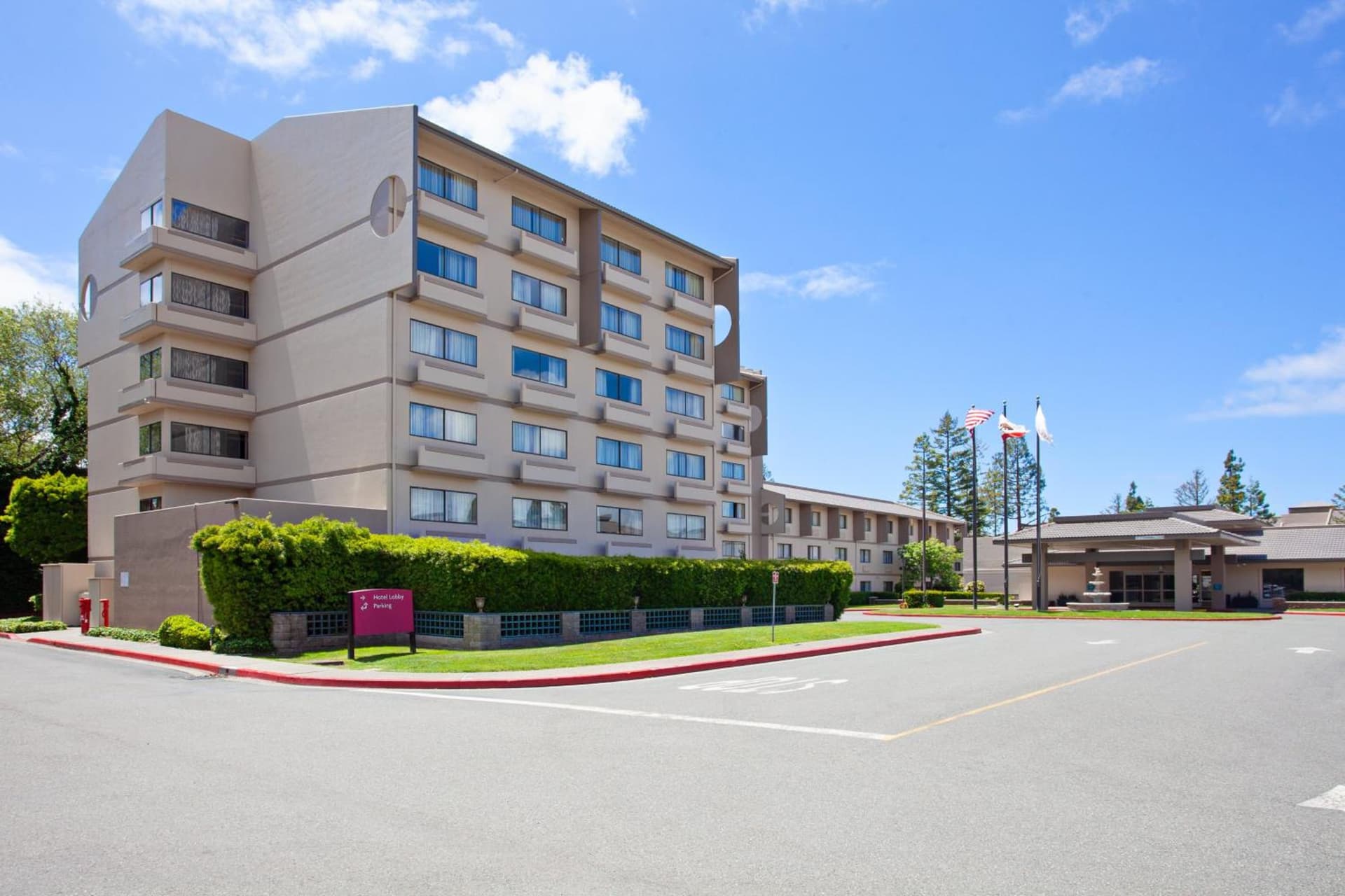 Crowne Plaza Silicon Valley North - Union City by IHG gallery photo in Union City, CA — image 17