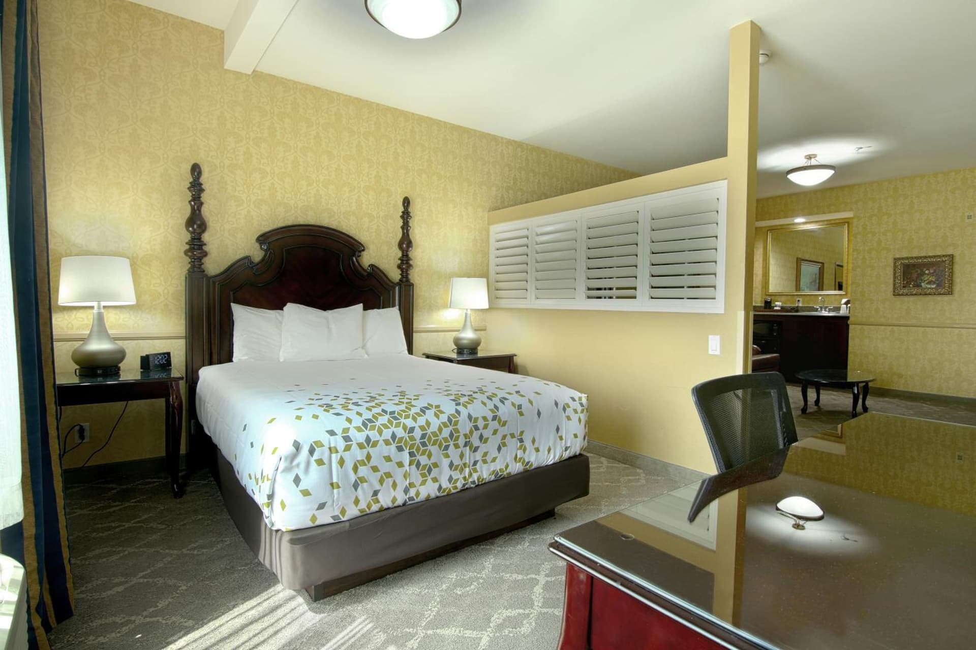 Azure Hotel&Suites Ontario Trademark Collection by Wyndham gallery photo in Ontario, CA — image 61