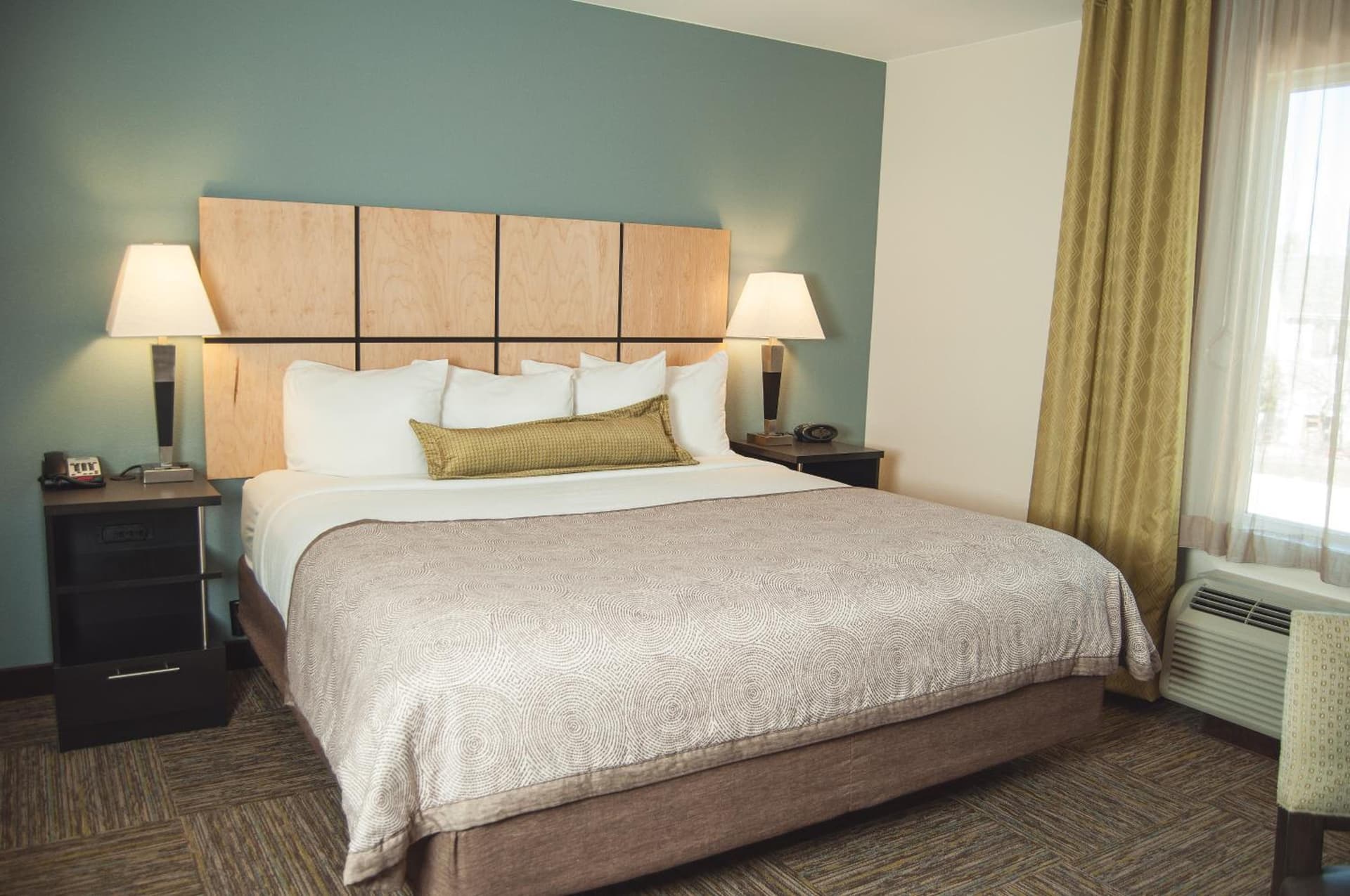 Candlewood Suites Fort Collins by IHG interior in Fort Collins, CO — gallery photo 2