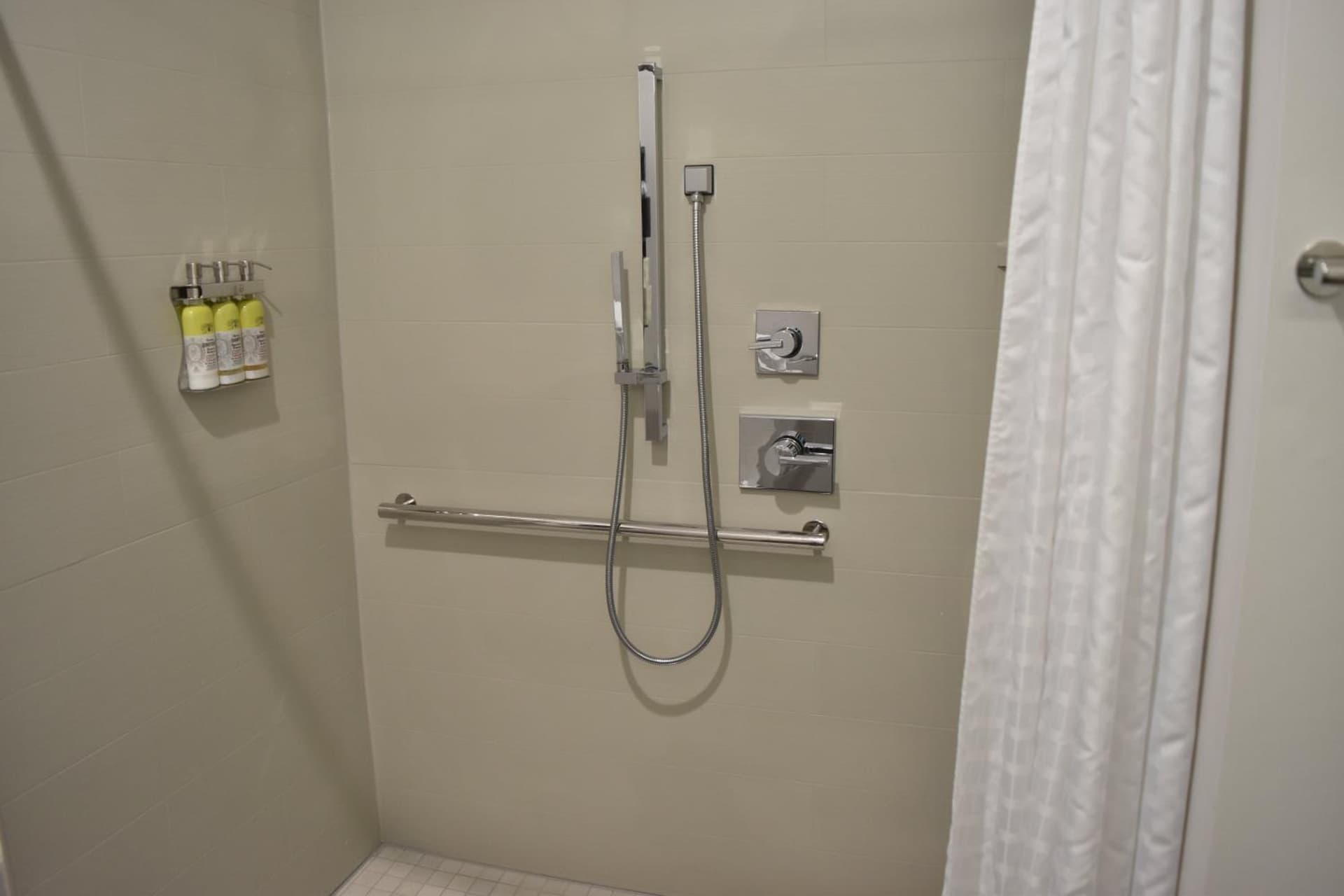 Candlewood Suites Kansas City - Independence by IHG property views in Independence, MO — gallery photo 3