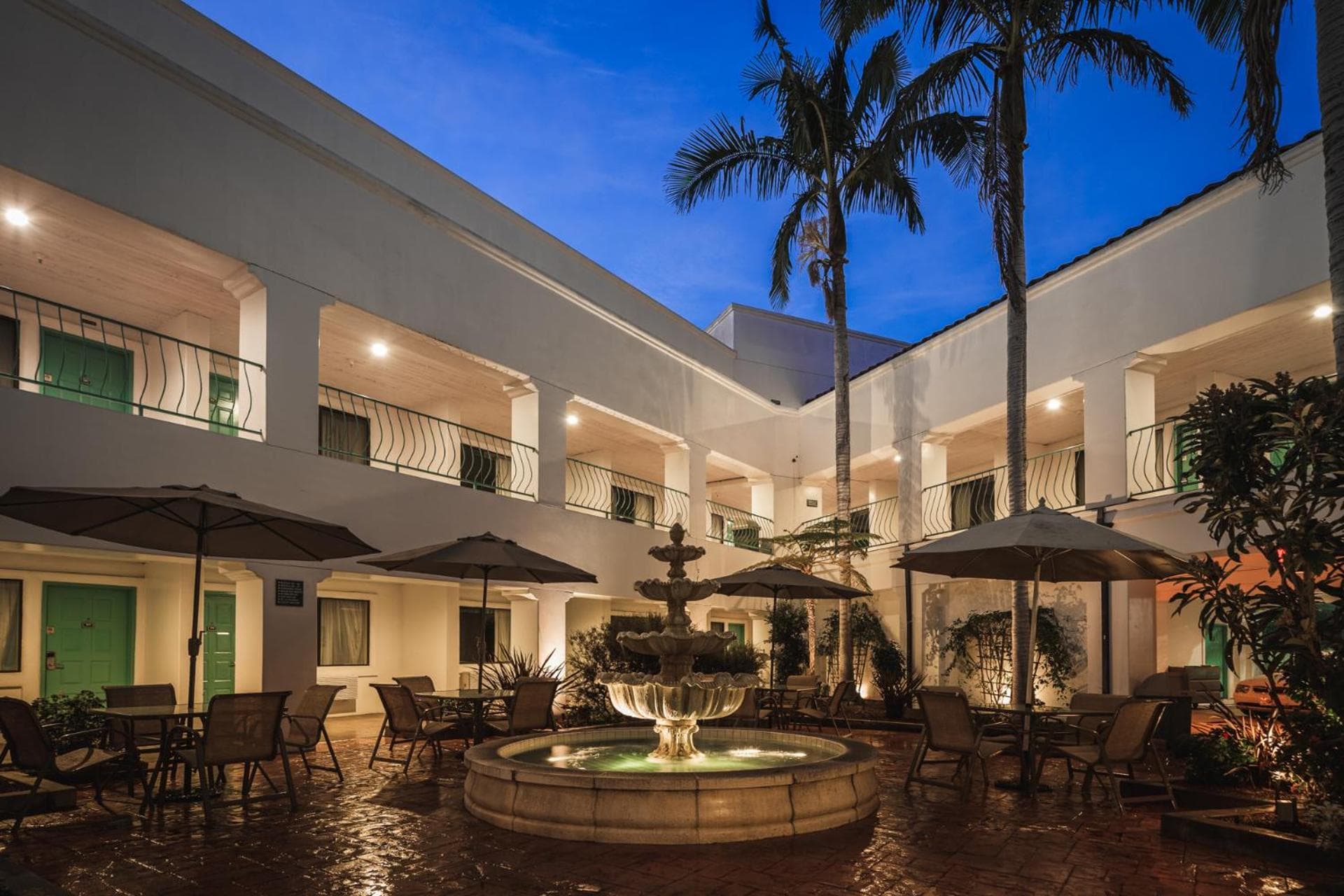 Casablanca Inn gallery photo in San Clemente, CA — image 21