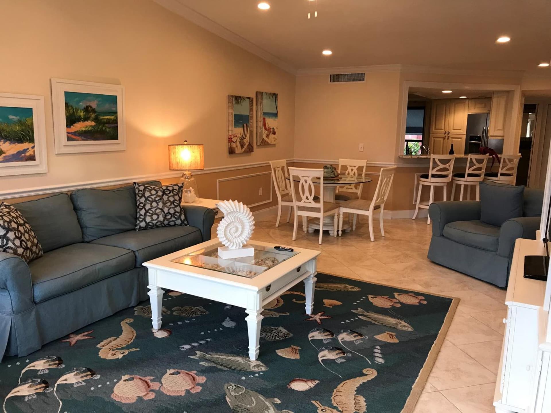 The Sea Side Villa featured exterior or lobby in Sarasota, FL — similar hotel