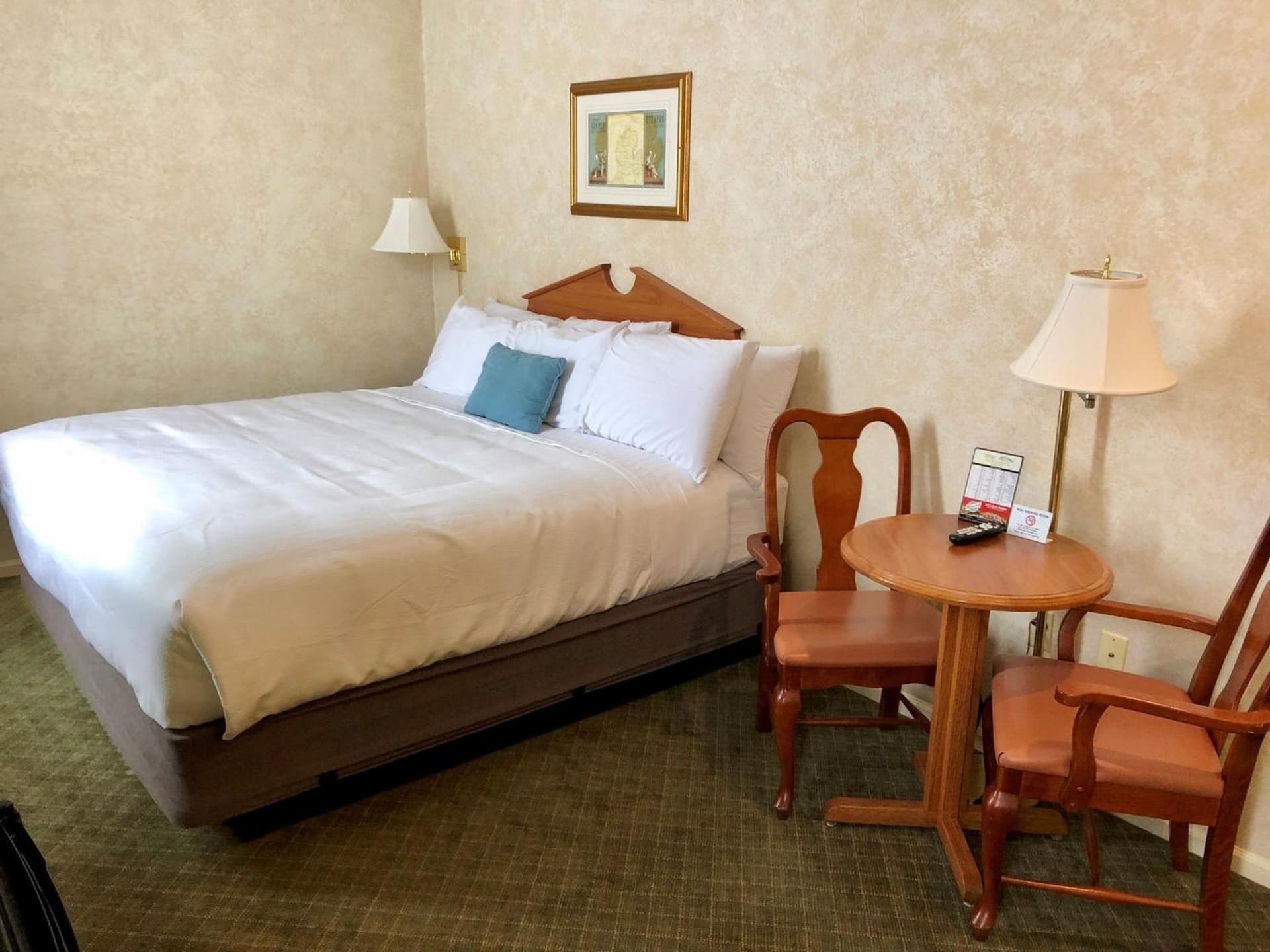 Stearns Hotel gallery photo in Ludington, MI — image 6