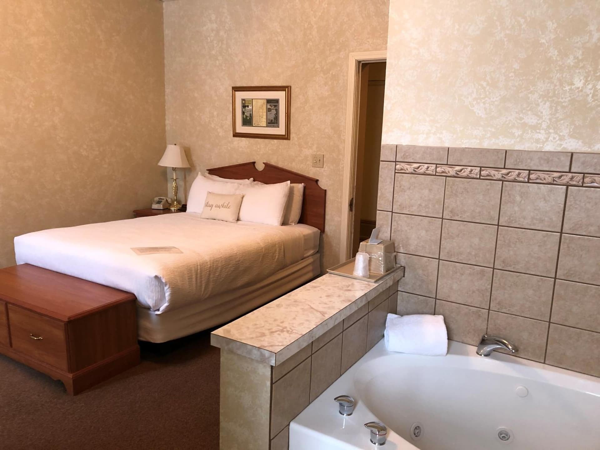 Stearns Hotel gallery photo in Ludington, MI — image 14
