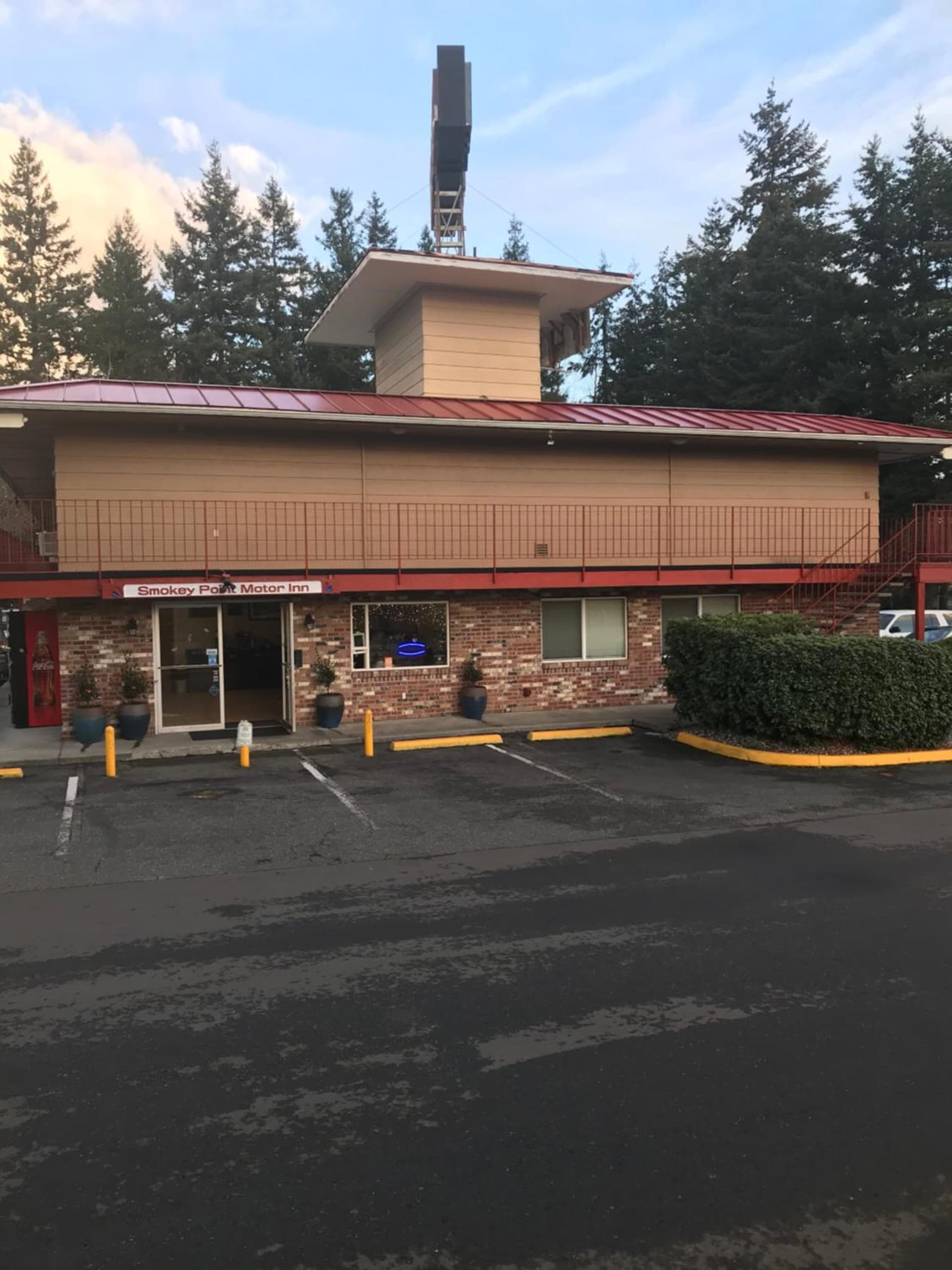 Smokey Point Motor Inn gallery photo in Arlington, WA — image 4