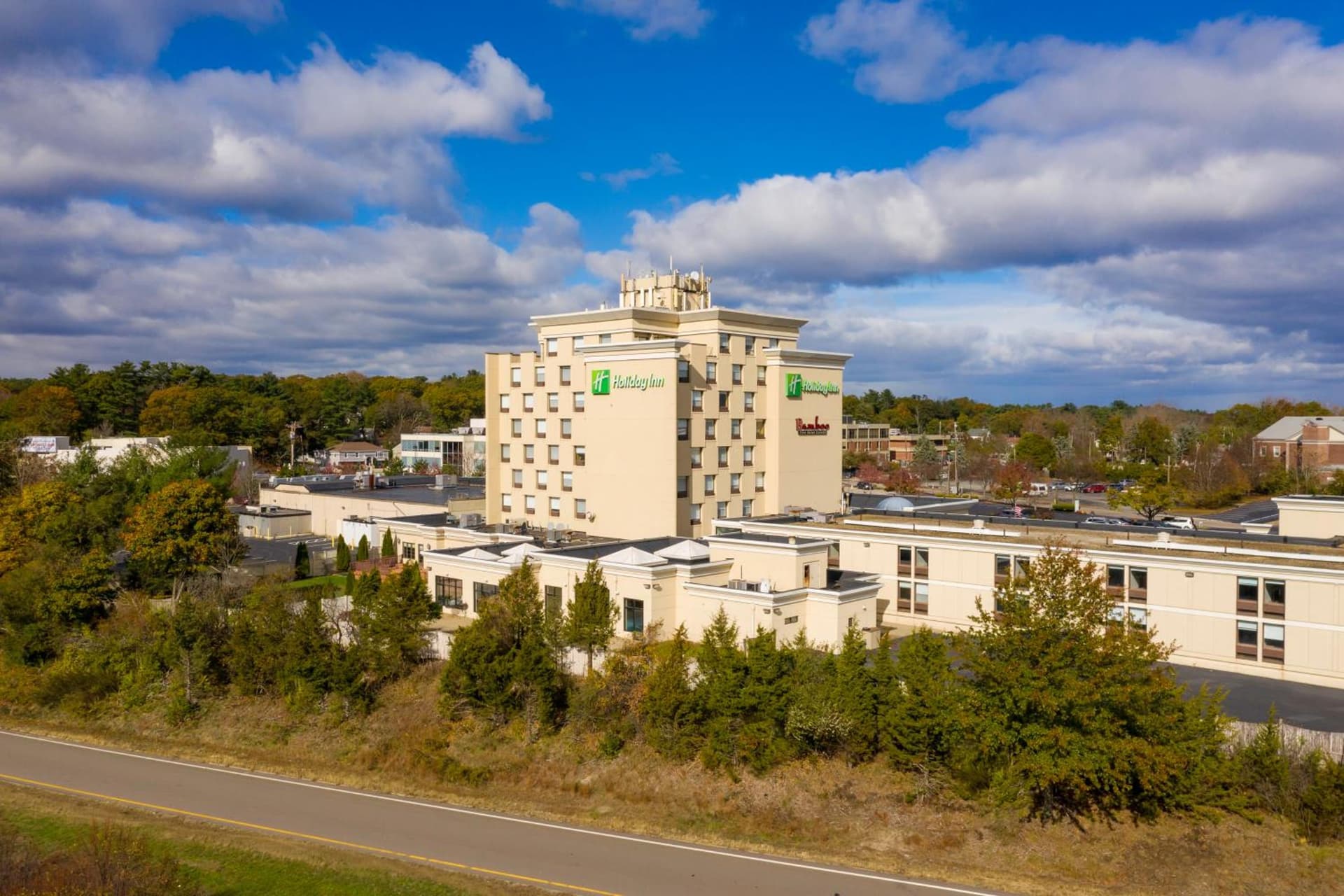 Holiday Inn Boston - Dedham Hotel & Conference Center by IHG property views in Dedham — gallery photo 3