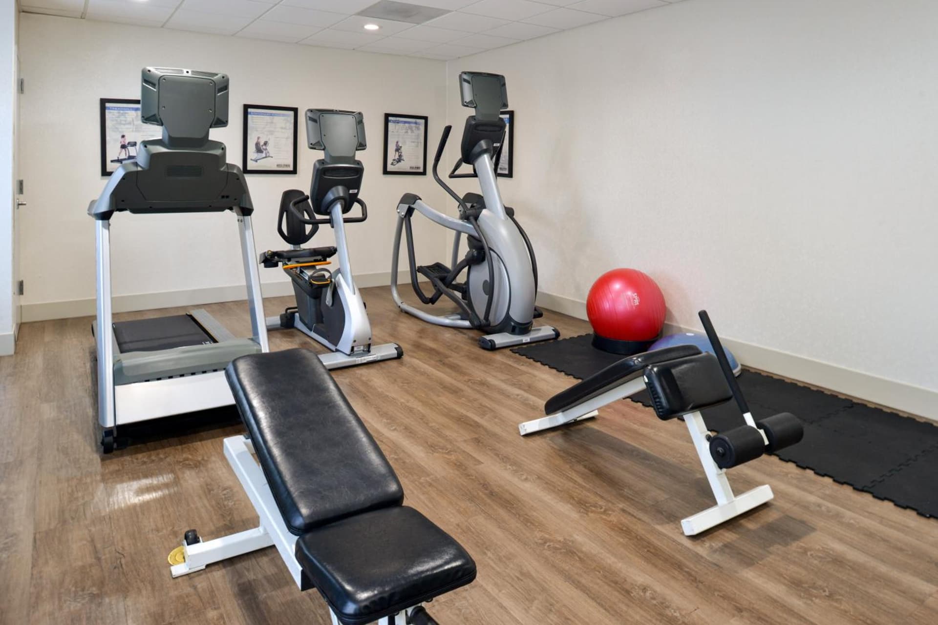 Holiday Inn Express Lodi by IHG gallery photo in Lodi, CA — image 28