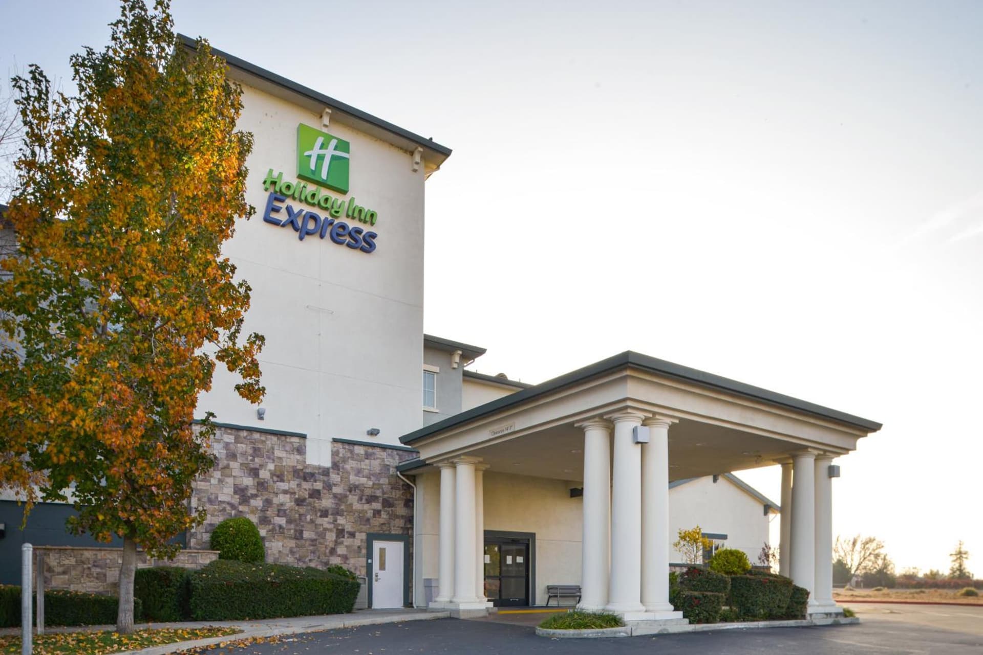 Holiday Inn Express Lodi by IHG property views in Lodi, CA — gallery photo 3