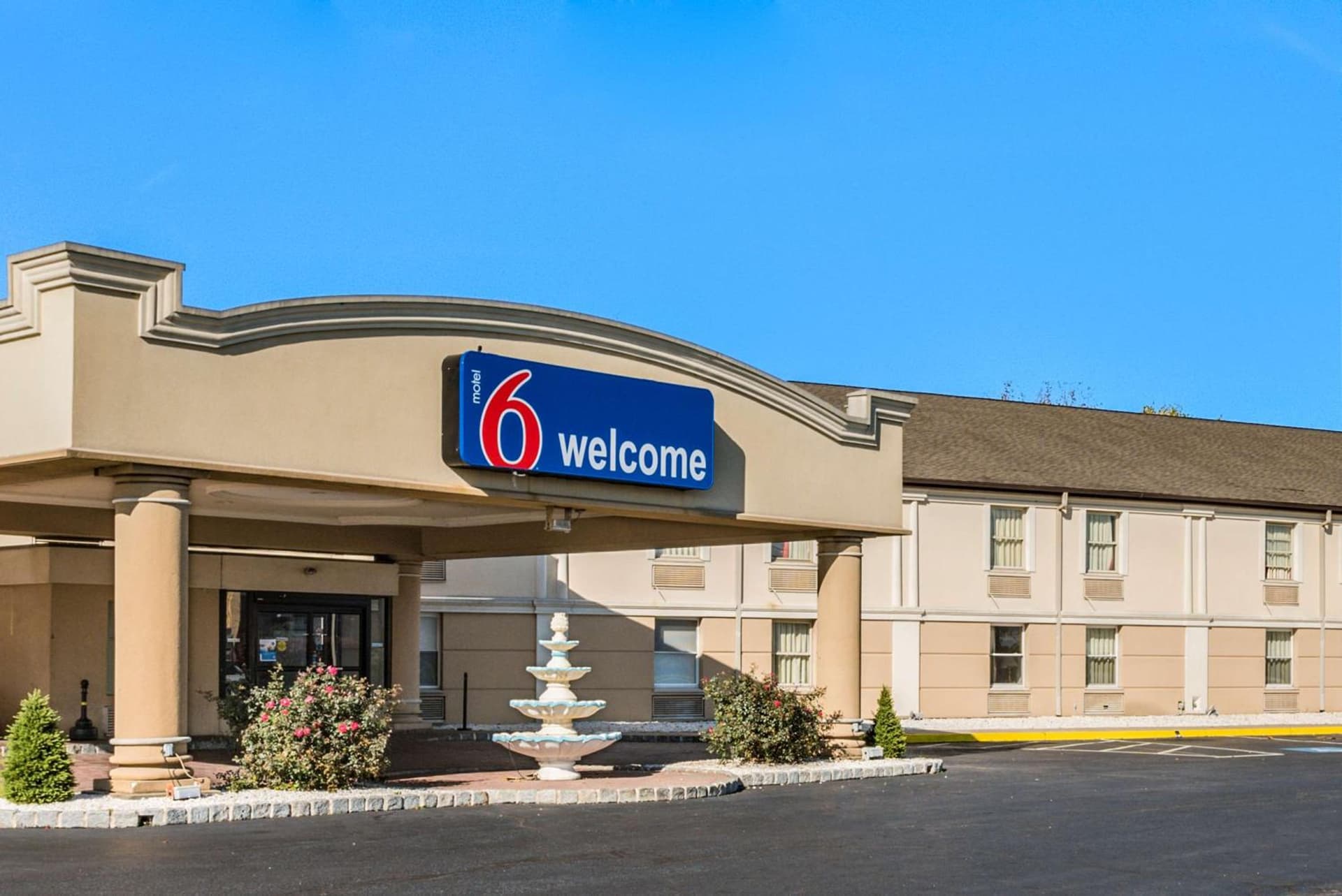Motel 6-Levittown, PA - Bensalem property views in Levittown, PA — gallery photo 3