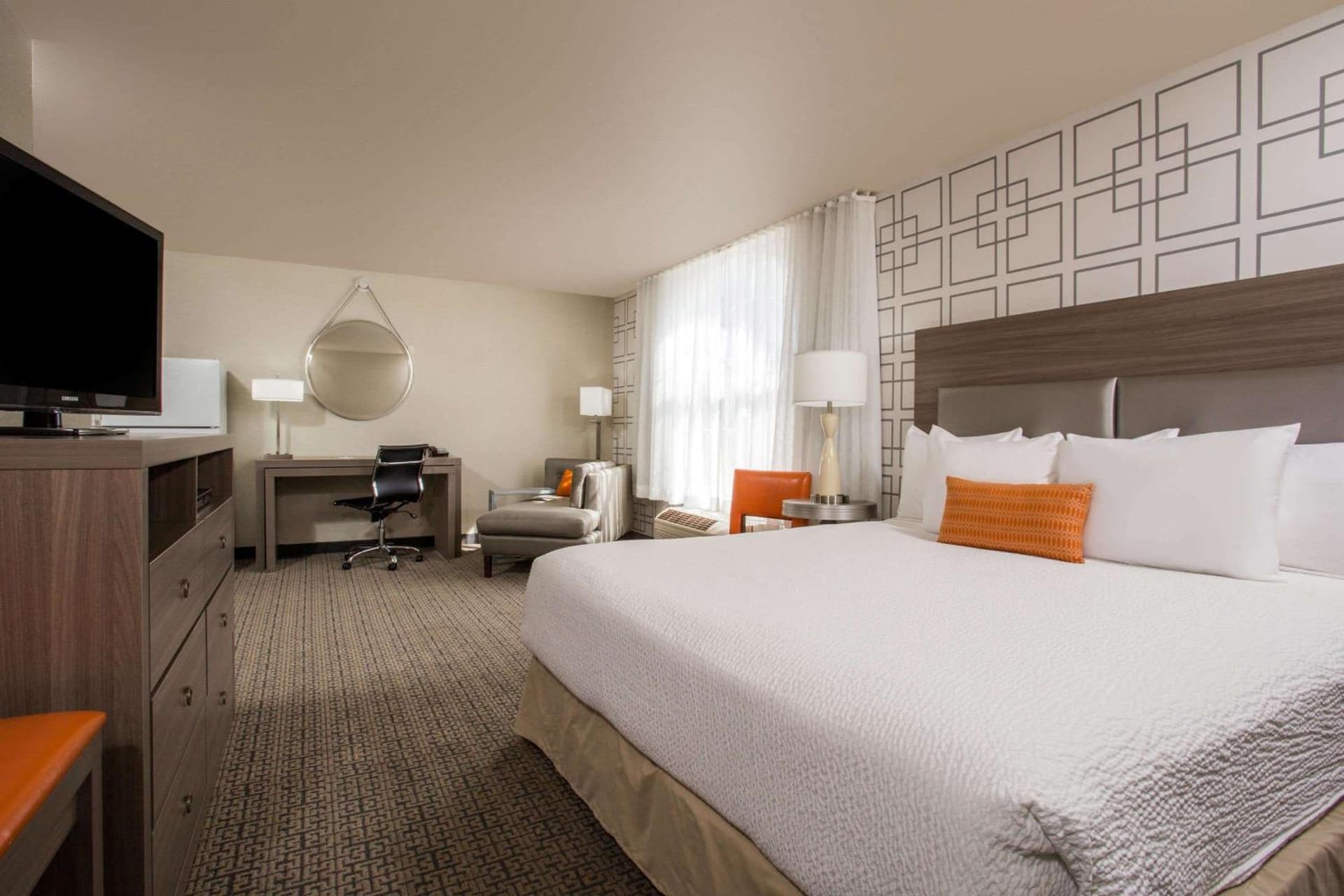 Hawthorn Suites by Wyndham Livermore gallery photo in Livermore, CA — image 17