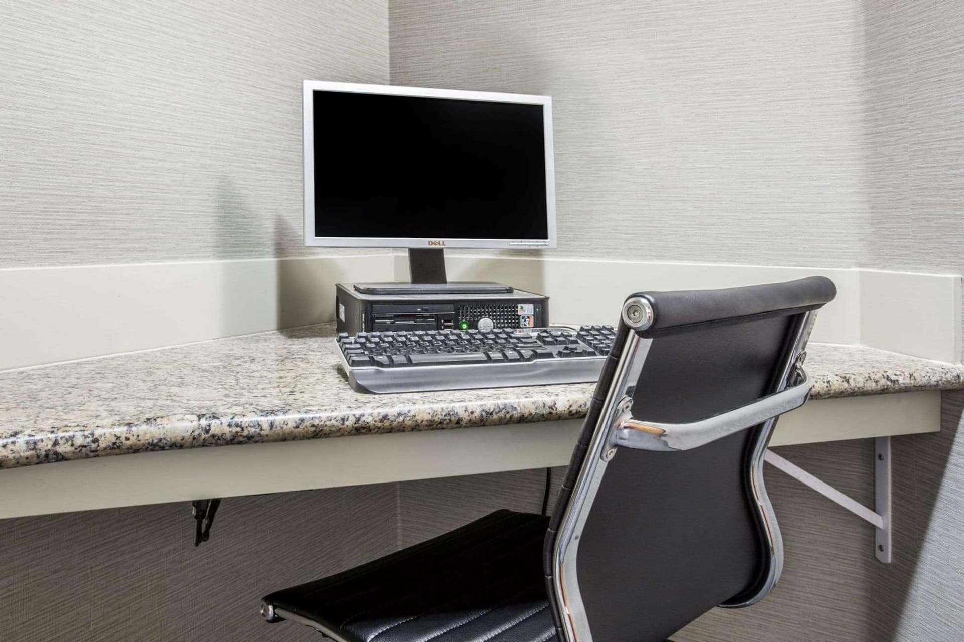 Hawthorn Suites by Wyndham Livermore gallery photo in Livermore, CA — image 26