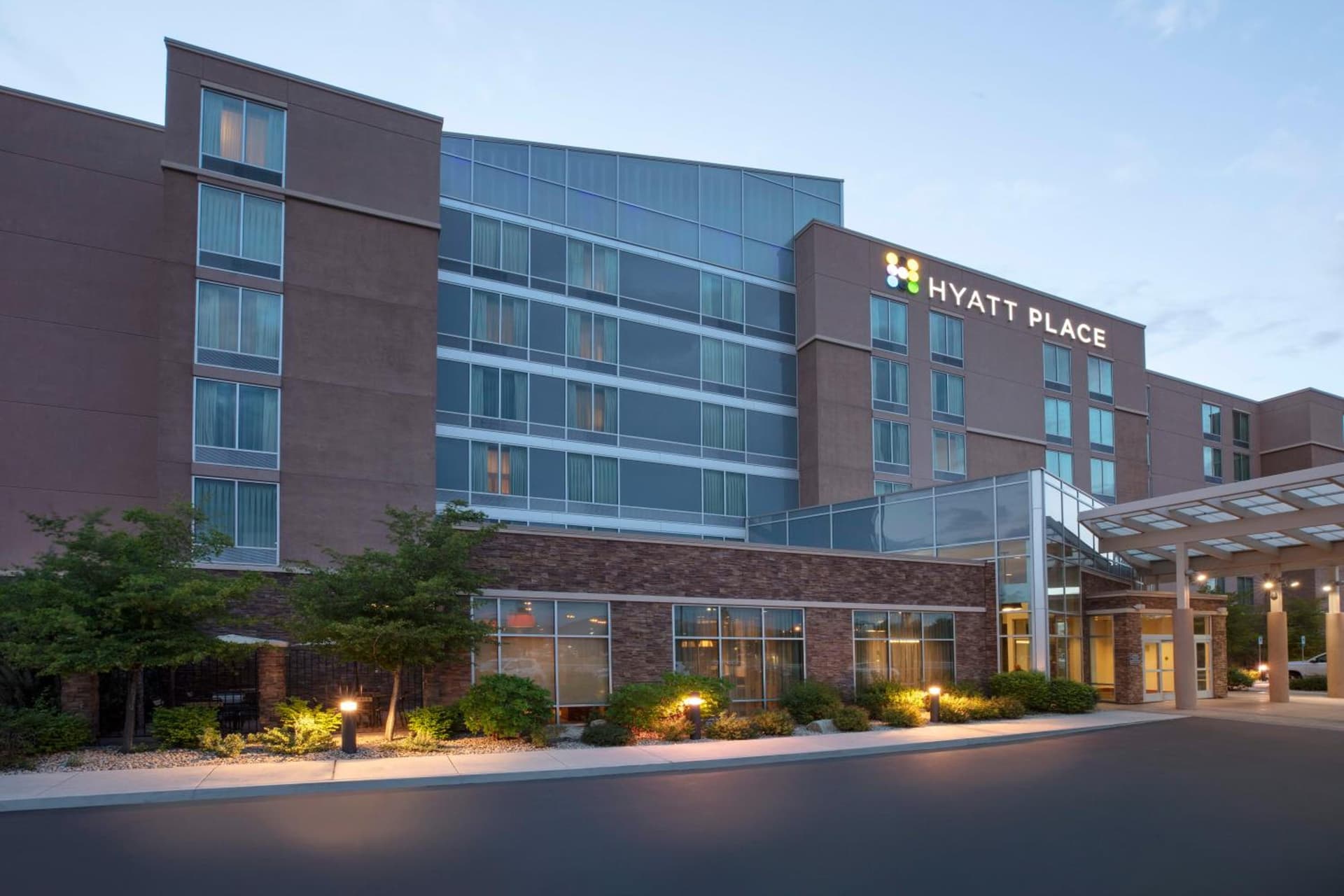 Hyatt Place Reno/Tahoe Airport property views in Reno, NV — gallery photo 3