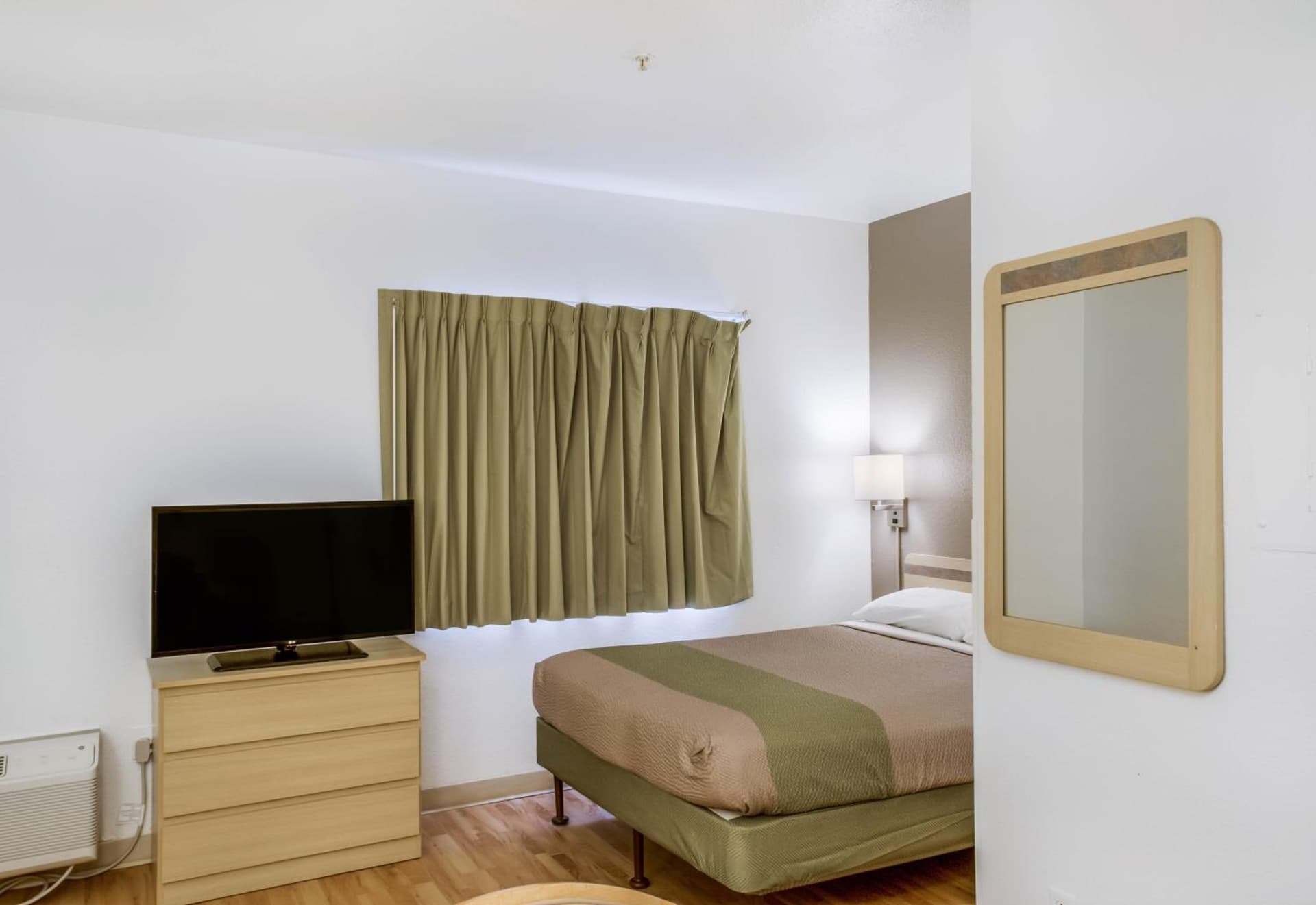 Motel 6 Fishers, In - Indianapolis gallery photo in Fishers, IN — image 12