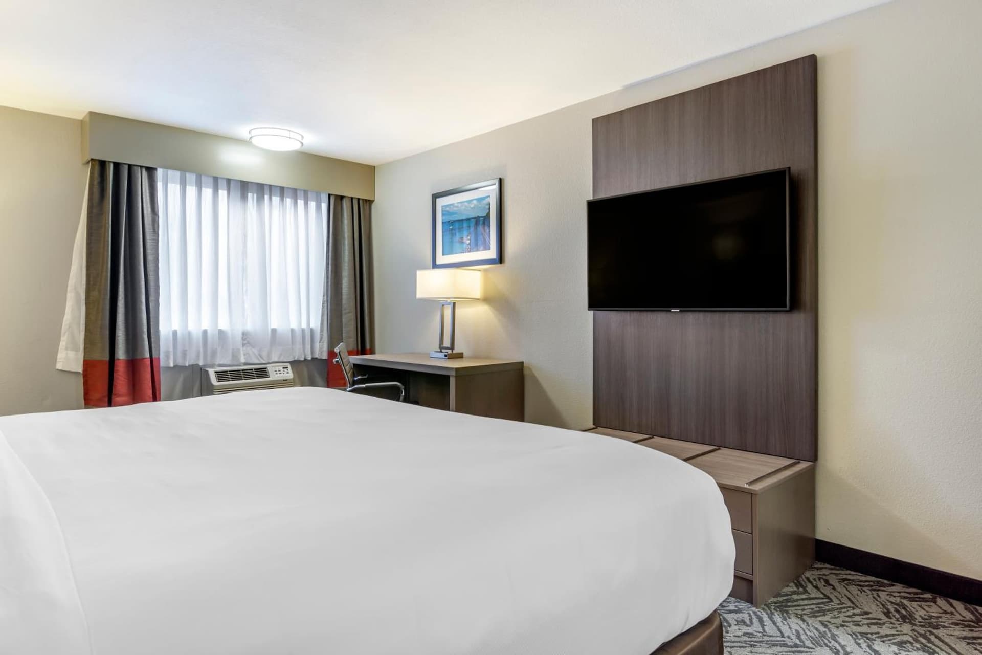 Comfort Inn & Suites Pacific - Auburn gallery photo in Auburn, WA — image 52