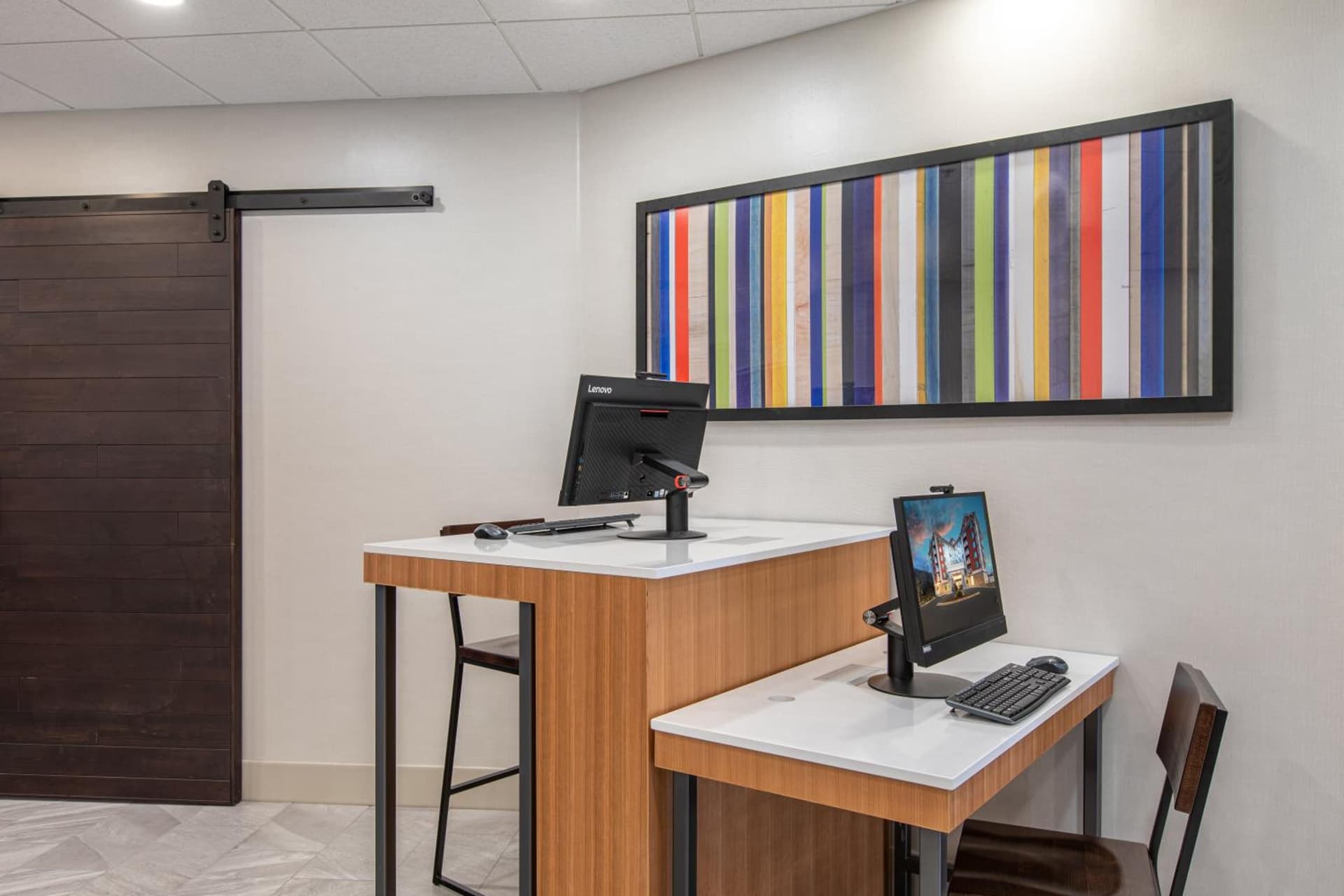 Holiday Inn Express & Suites Asheville Downtown by IHG gallery photo in Asheville, NC — image 5