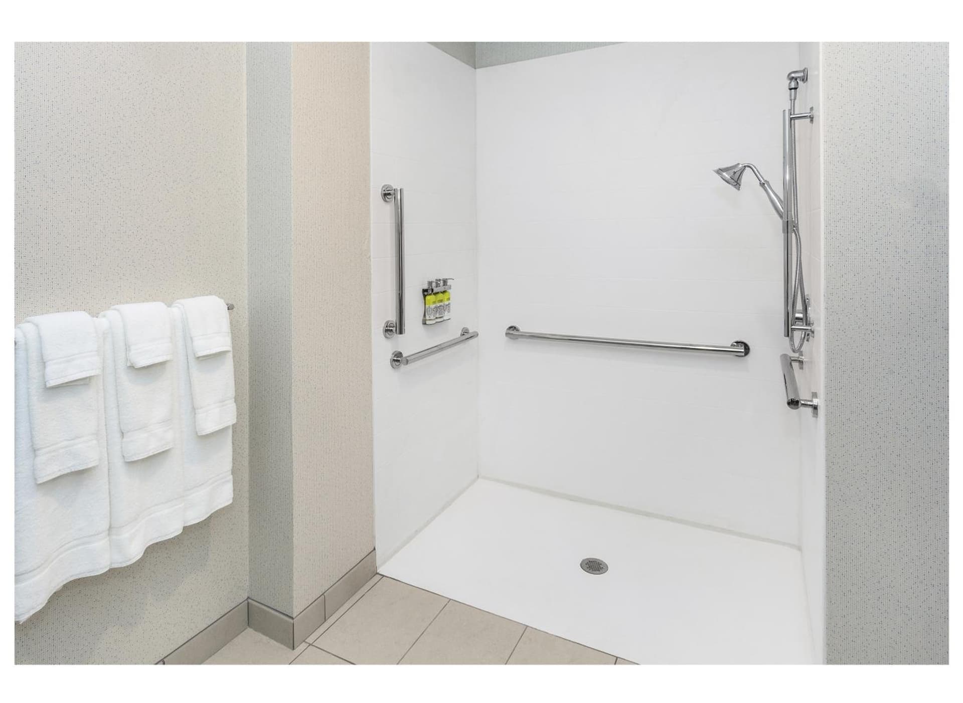 Holiday Inn Express & Suites - Hudson I-94 by IHG gallery photo in Hudson, WI — image 9
