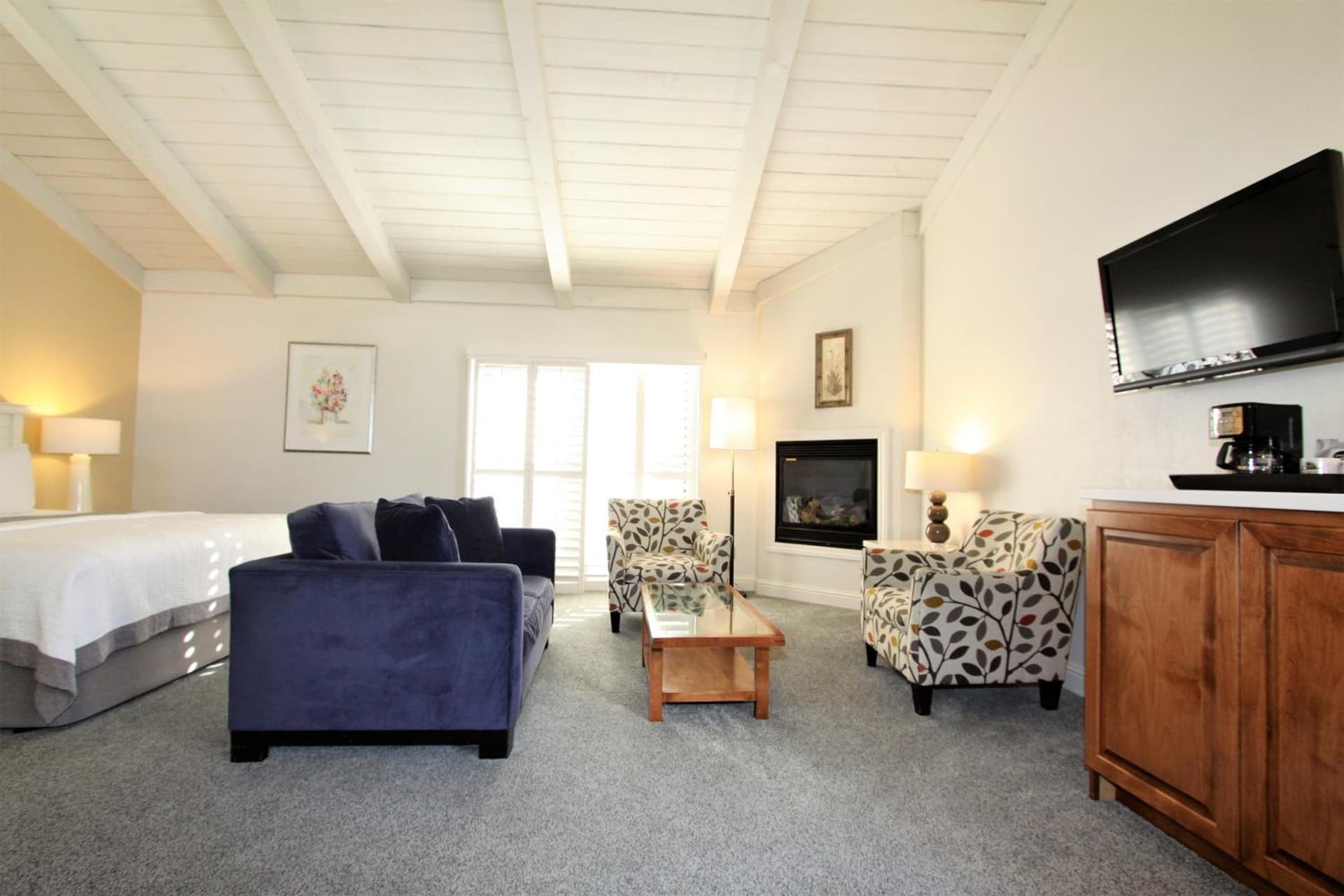 Lobos Lodge gallery photo in Carmel — image 50