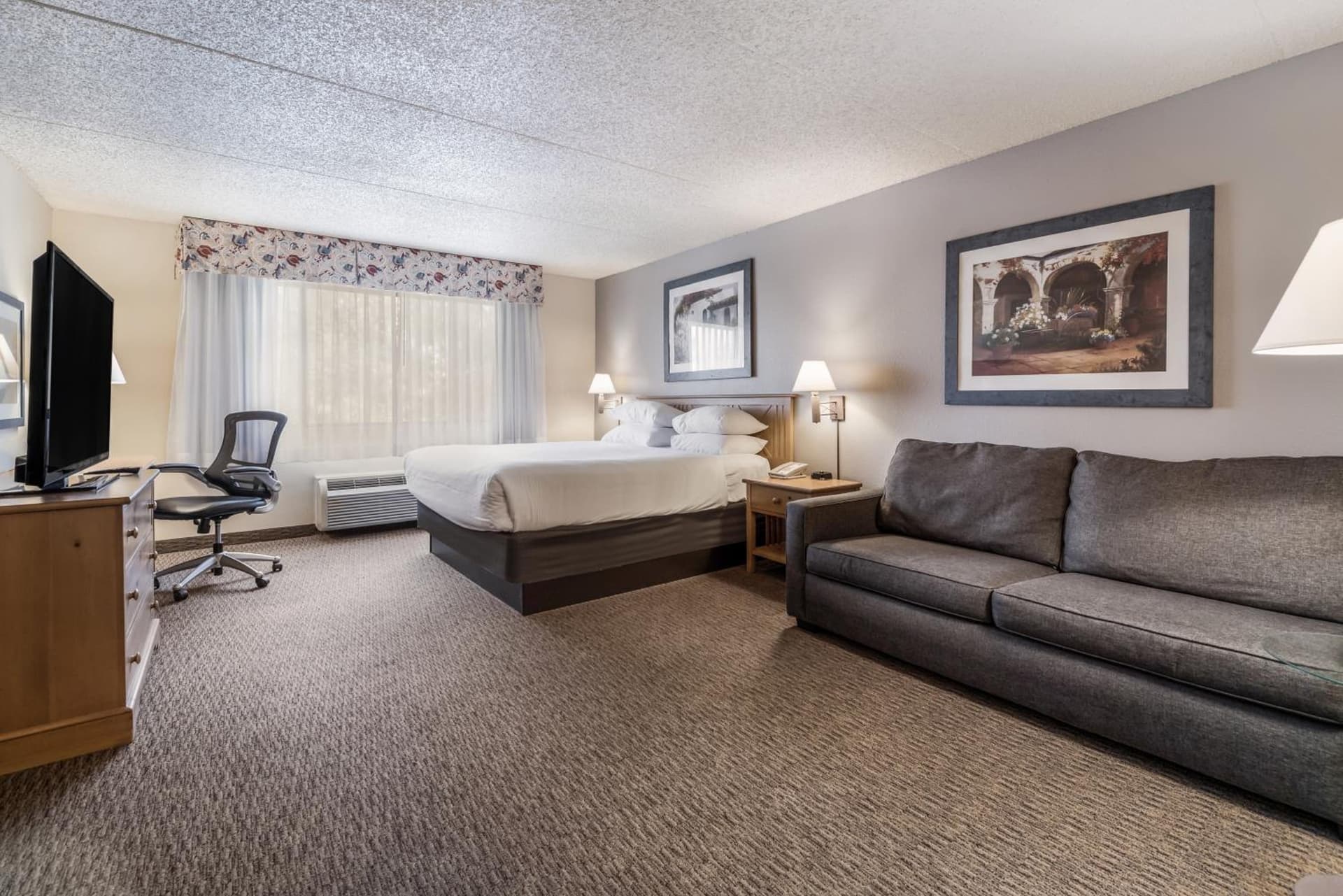 Red Lion Inn & Suites Goodyear Newly Renovated interior in Goodyear, AZ — gallery photo 2