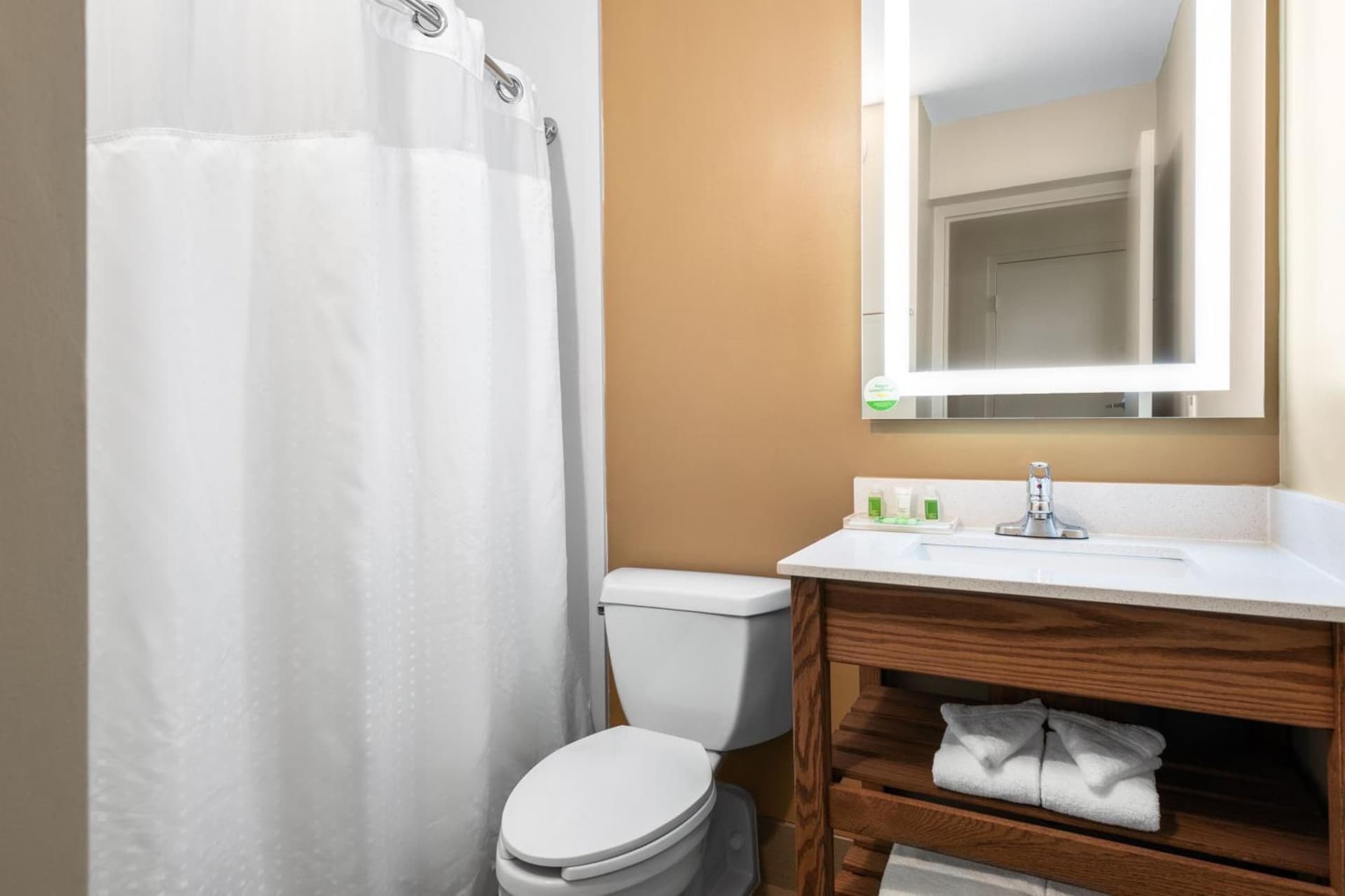 Doubletree By Hilton Greensboro Airport gallery photo in Greensboro, NC — image 26